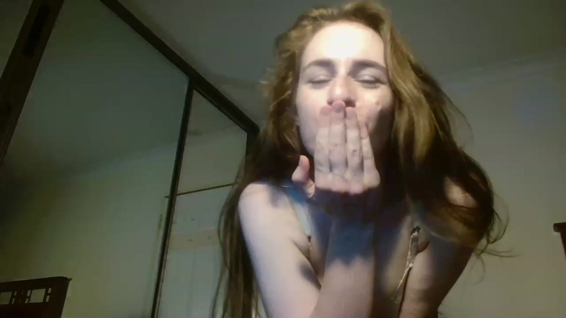 Gallery image thumbnail from EffyTudor's myfreecams stream on, 12/21/2022, 09:24 image 18 of 20