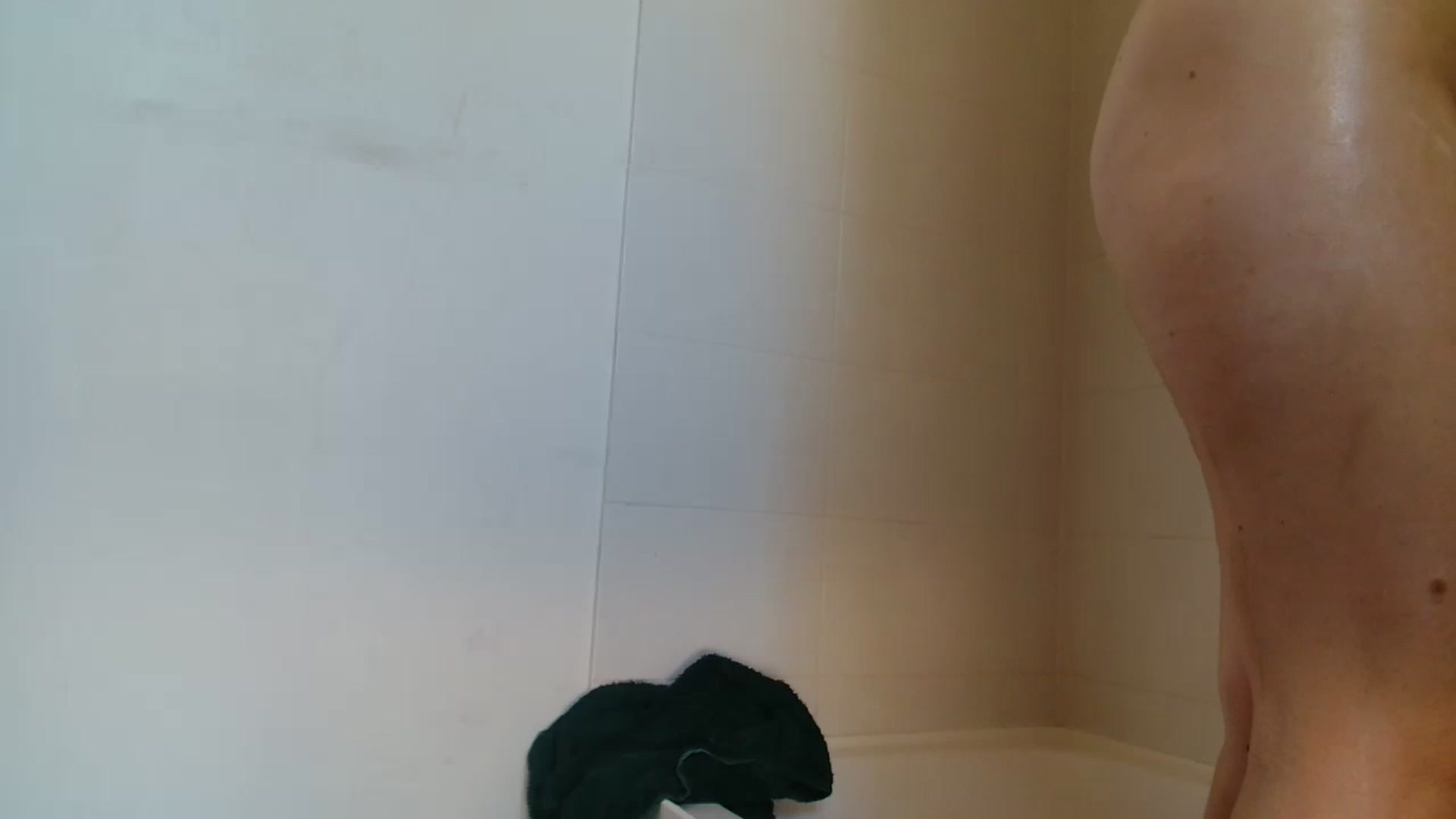 Gallery image thumbnail from EffyTudor's myfreecams stream on, 01/05/2023, 07:53 image 12 of 20