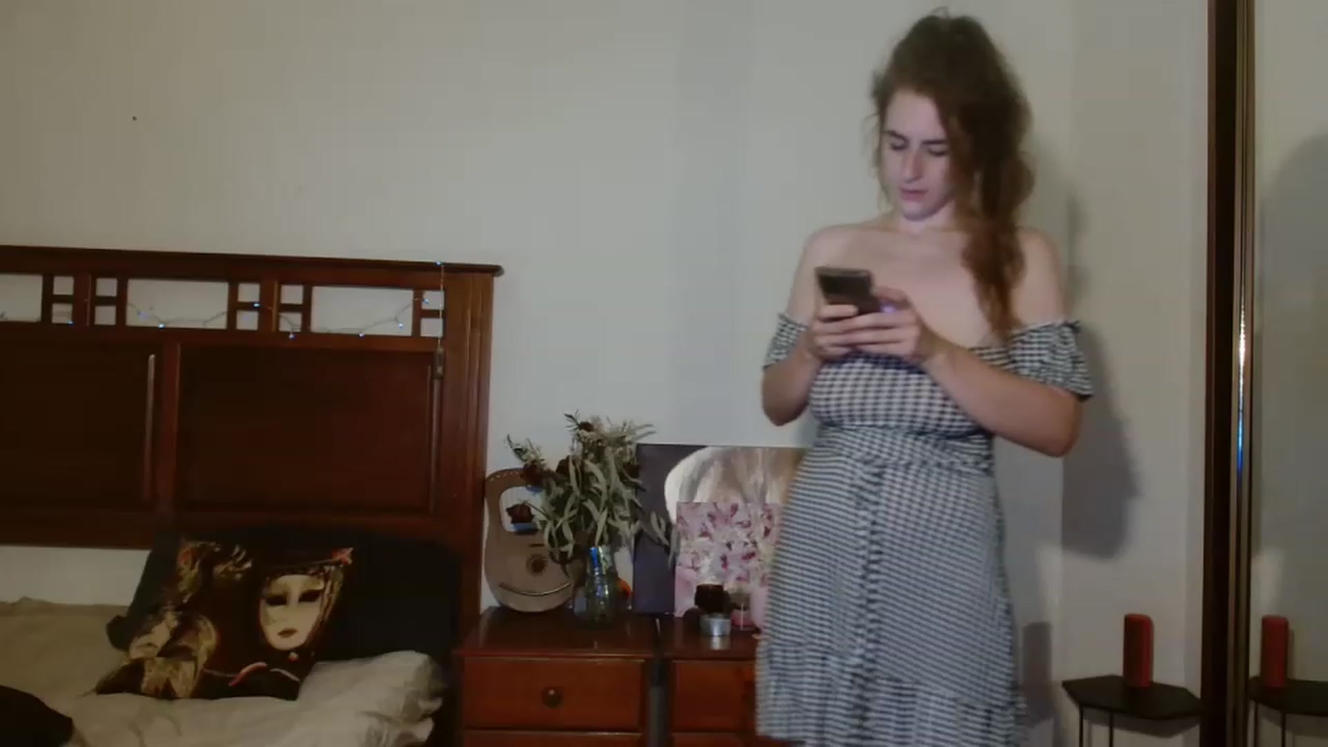 Gallery image thumbnail from EffyTudor's myfreecams stream on, 01/10/2023, 05:42 image 6 of 20