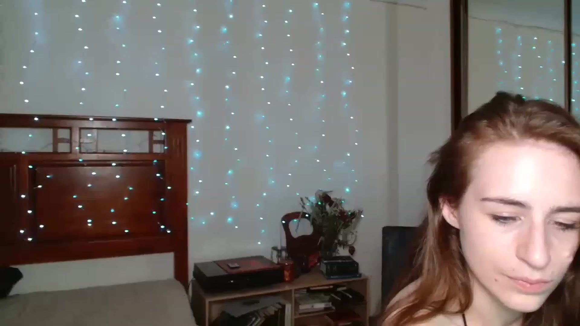 Gallery image thumbnail from EffyTudor's myfreecams stream on, 02/15/2023, 05:20 image 20 of 20