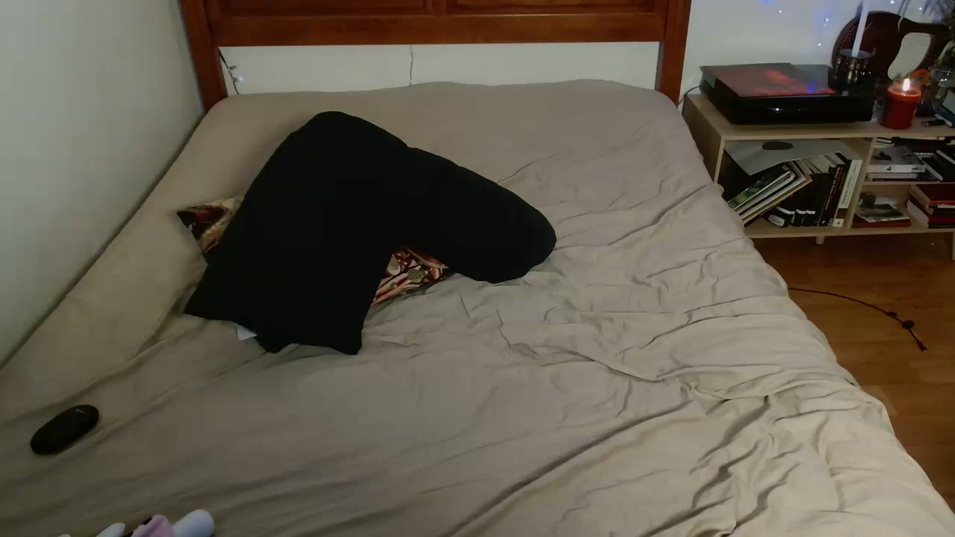 Gallery image thumbnail from EffyTudor's myfreecams stream on, 02/24/2023, 05:13 image 8 of 20
