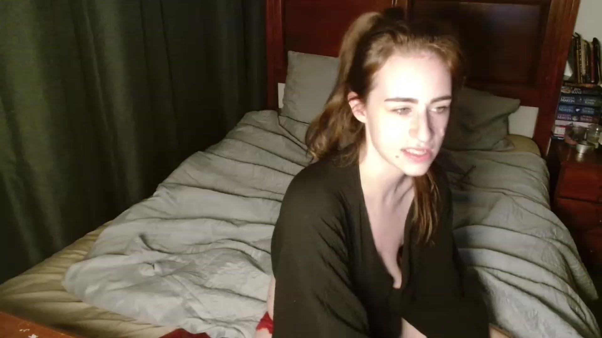 Gallery image thumbnail from EffyTudor's myfreecams stream on, 03/20/2023, 05:40 image 8 of 20