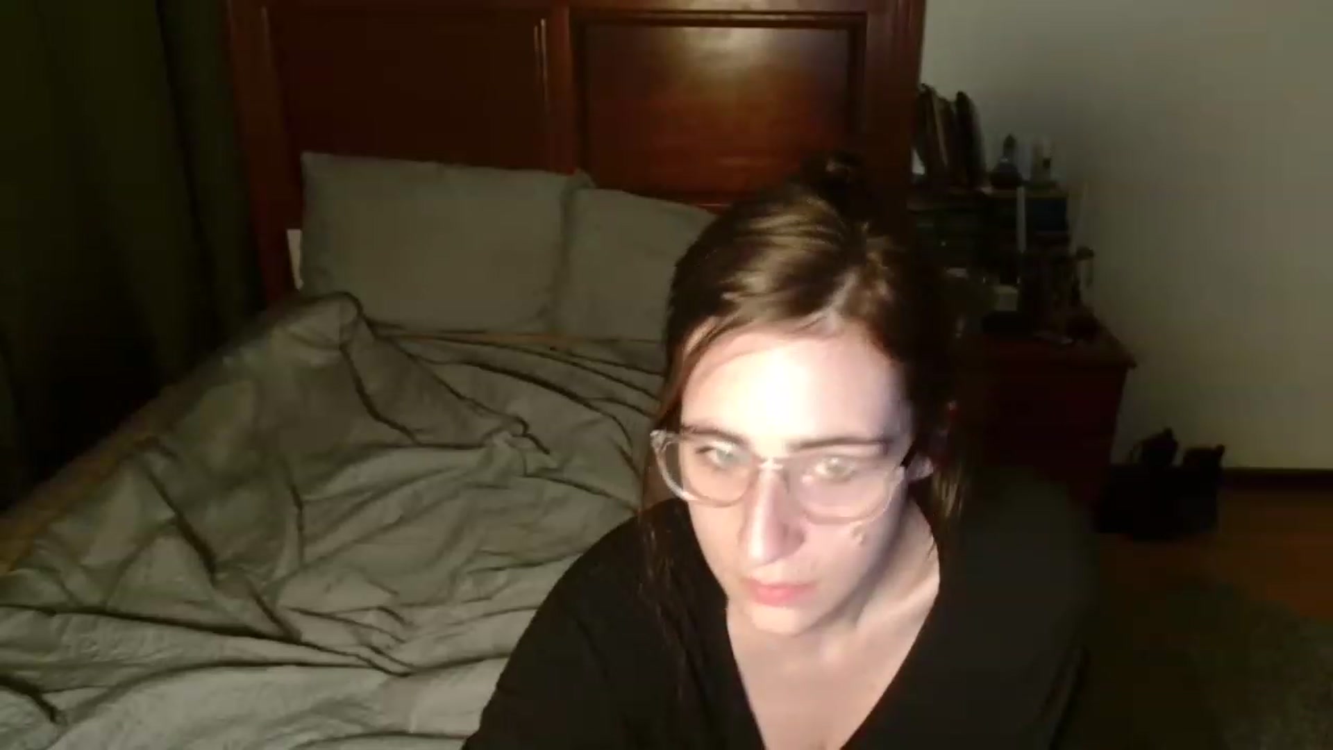 Gallery image thumbnail from EffyTudor's myfreecams stream on, 03/20/2023, 07:15 image 20 of 20