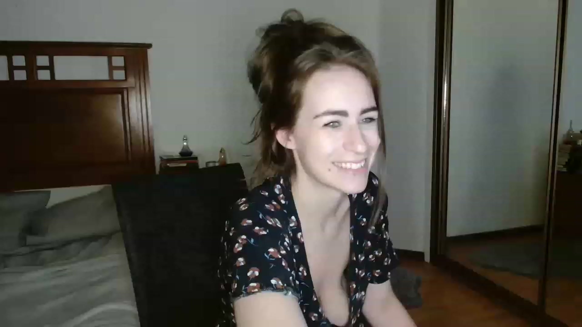 Gallery image thumbnail from EffyTudor's myfreecams stream on, 04/13/2023, 06:48 image 3 of 20