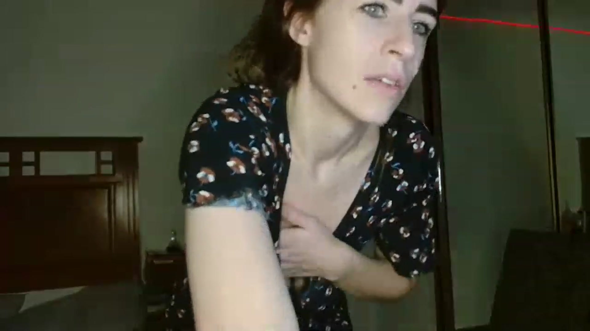 Gallery image thumbnail from EffyTudor's myfreecams stream on, 04/13/2023, 06:48 image 15 of 20