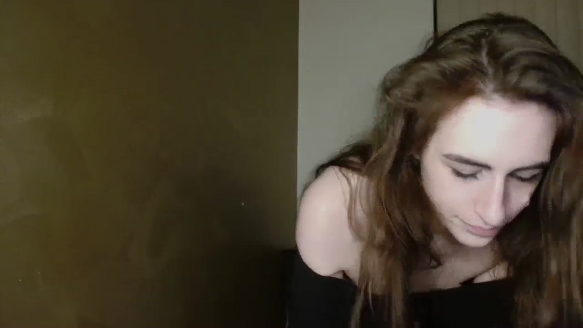 Gallery image thumbnail from EffyTudor's myfreecams stream on, 08/09/2023, 19:02 image 9 of 20