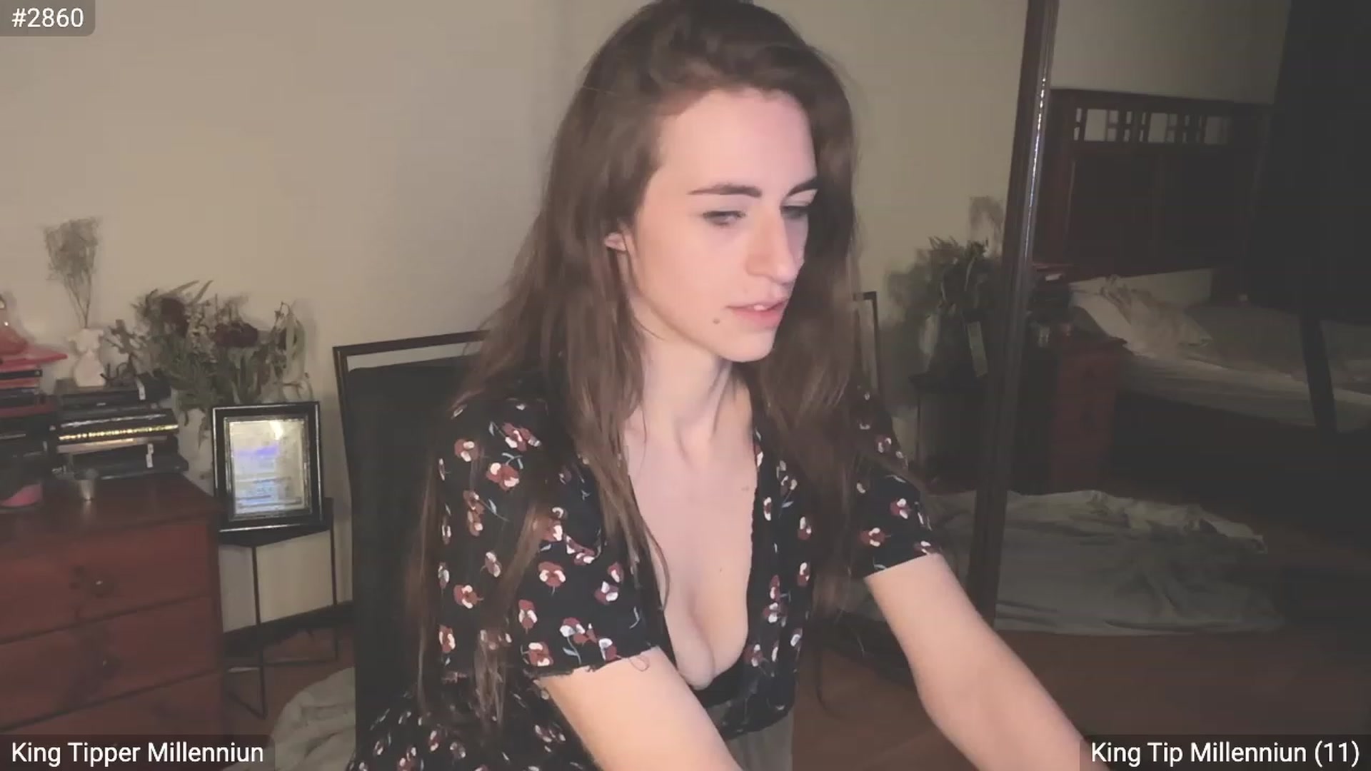 Gallery image thumbnail from EffyTudor's myfreecams stream on, 08/22/2023, 04:20 image 7 of 20