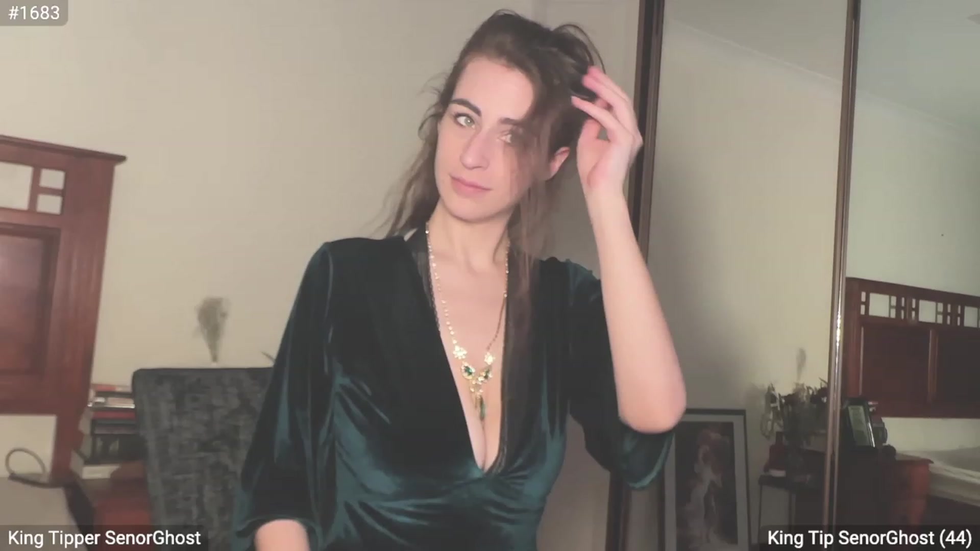 Gallery image thumbnail from EffyTudor's myfreecams stream on, 09/01/2023, 05:05 image 1 of 20