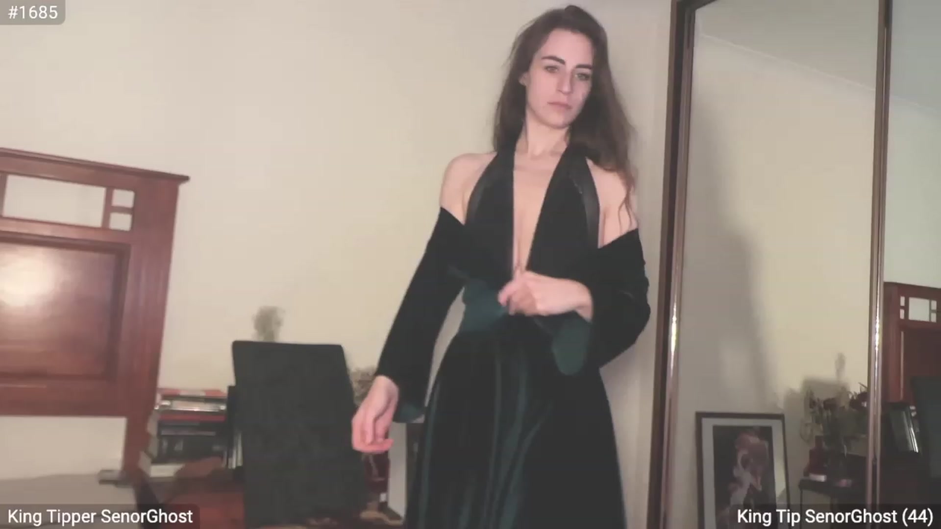 Gallery image thumbnail from EffyTudor's myfreecams stream on, 09/01/2023, 05:05 image 20 of 20
