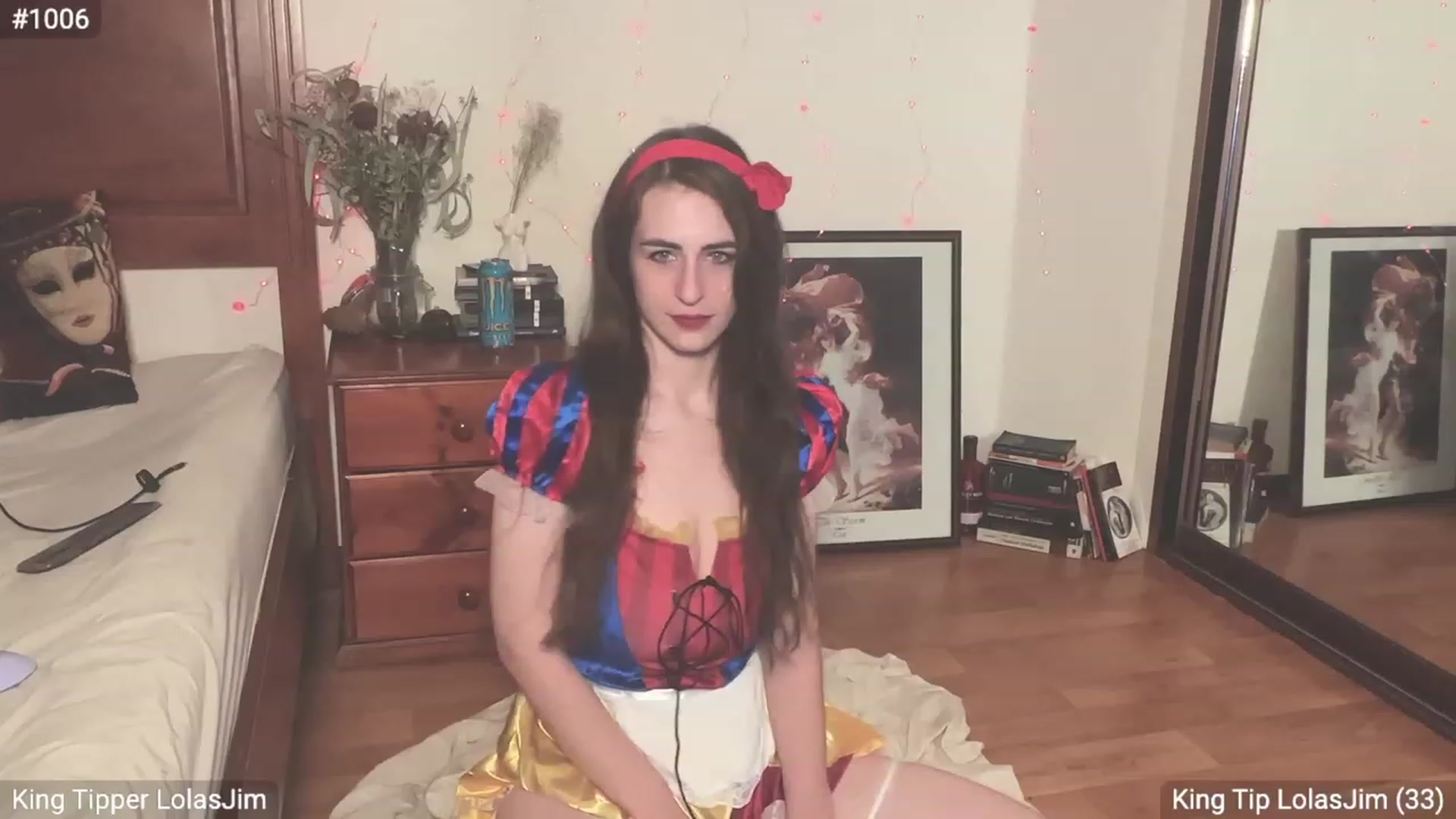 Gallery image thumbnail from EffyTudor's myfreecams stream on, 09/23/2023, 19:54 image 14 of 20