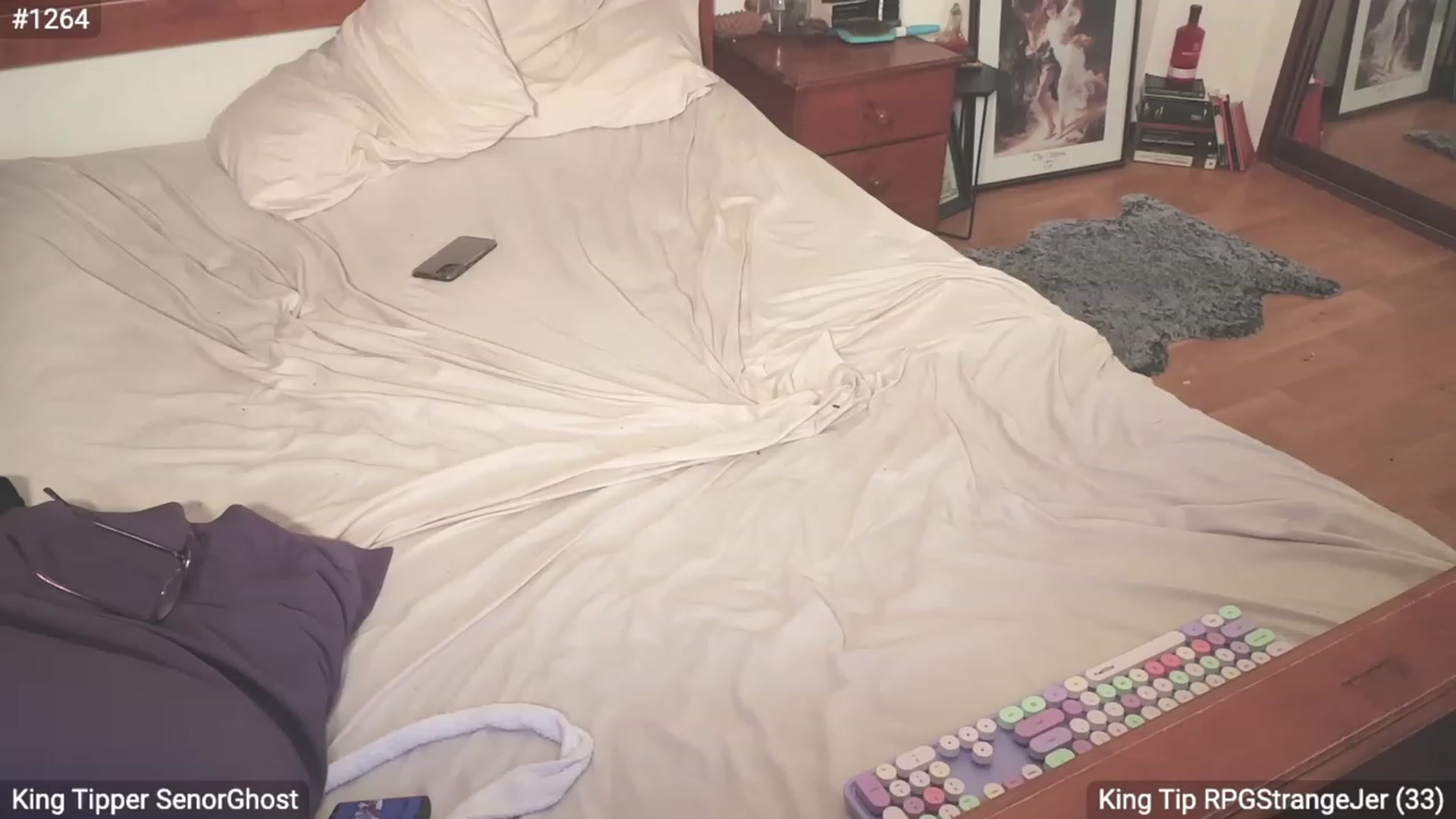 Gallery image thumbnail from EffyTudor's myfreecams stream on, 10/10/2023, 05:10 image 4 of 20