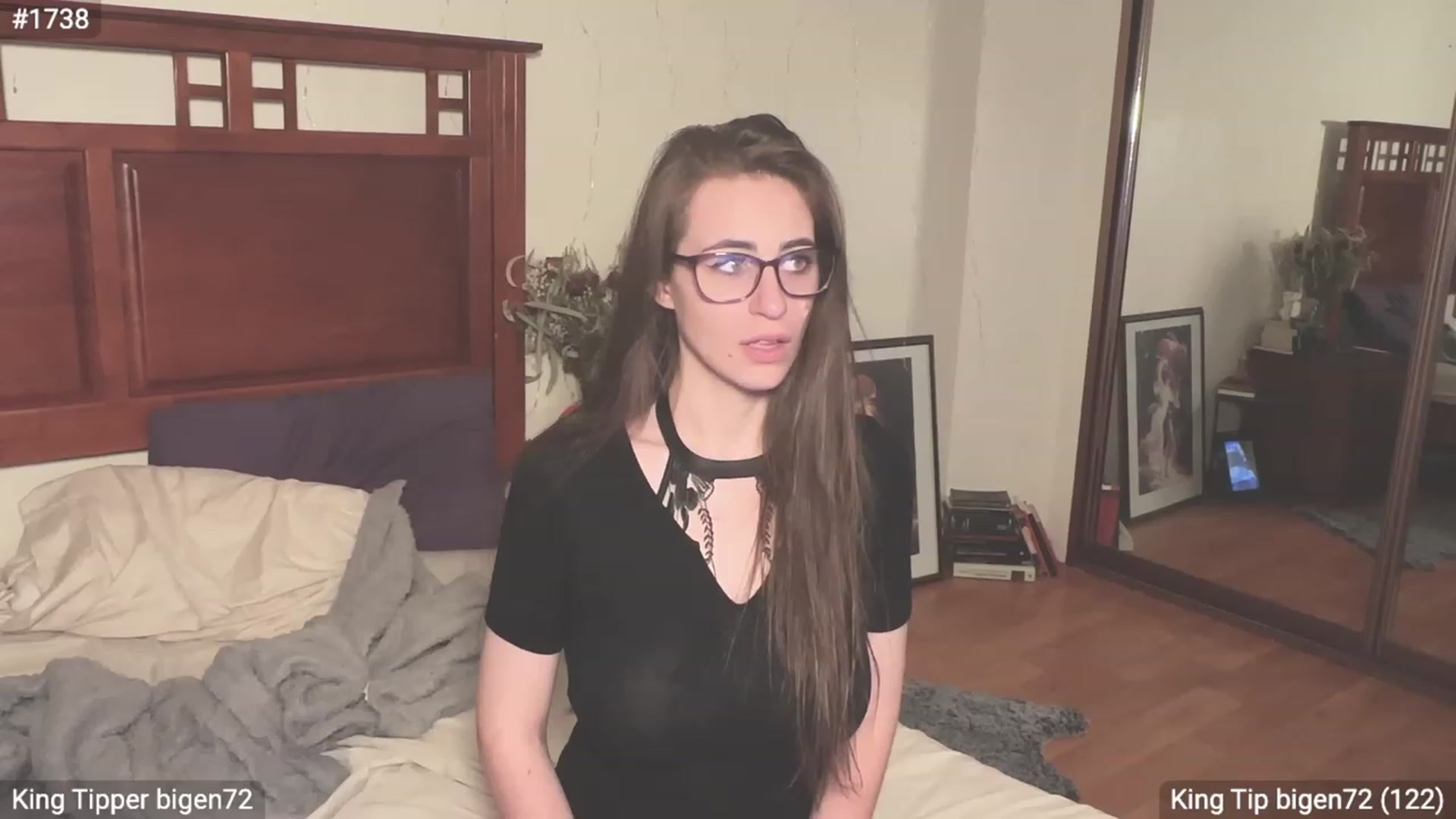 Gallery image thumbnail from EffyTudor's myfreecams stream on, 10/21/2023, 21:51 image 6 of 20