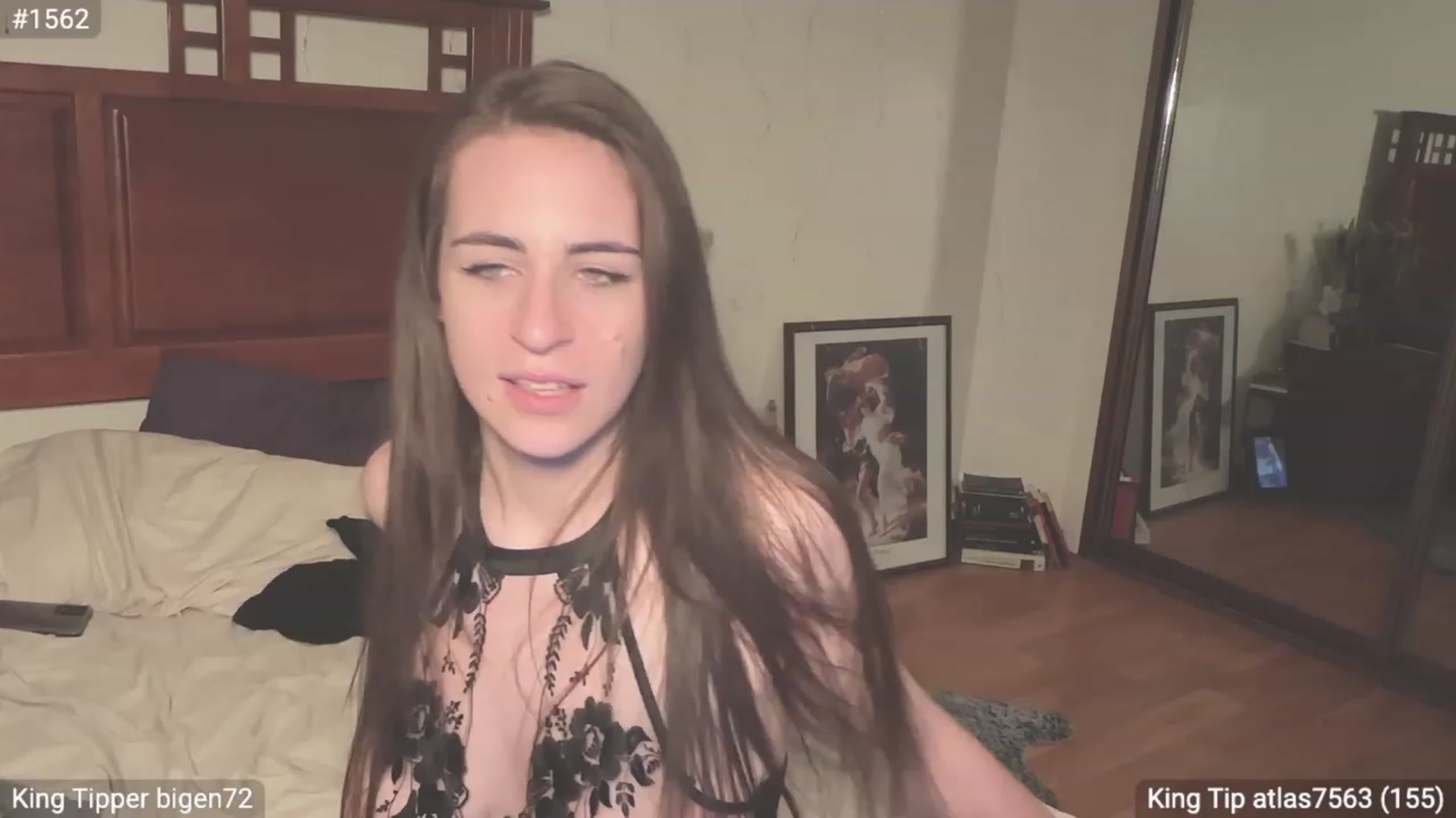 Gallery image thumbnail from EffyTudor's myfreecams stream on, 10/22/2023, 24:20 image 9 of 20