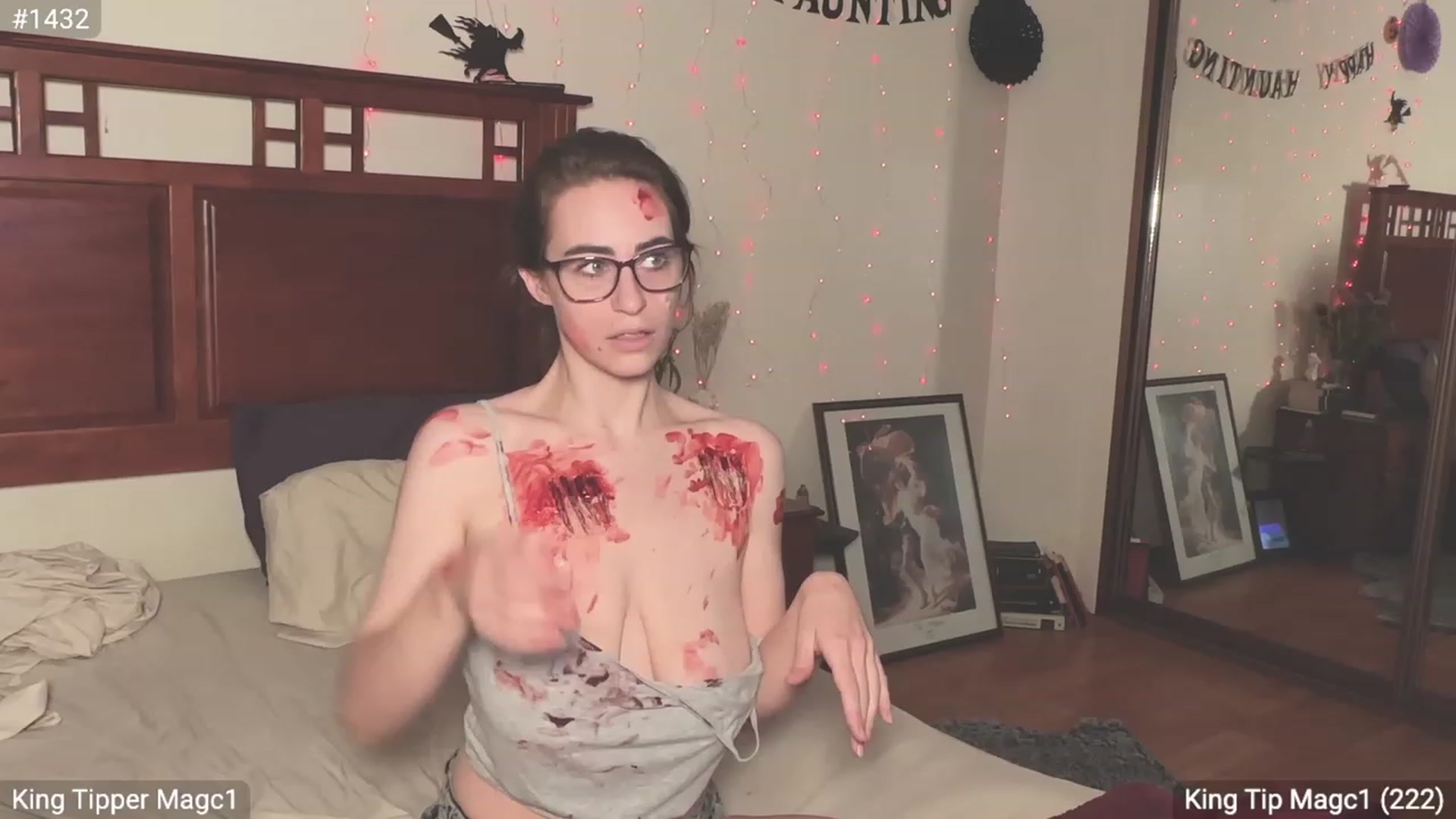 Gallery image thumbnail from EffyTudor's myfreecams stream on, 10/27/2023, 06:27 image 3 of 20
