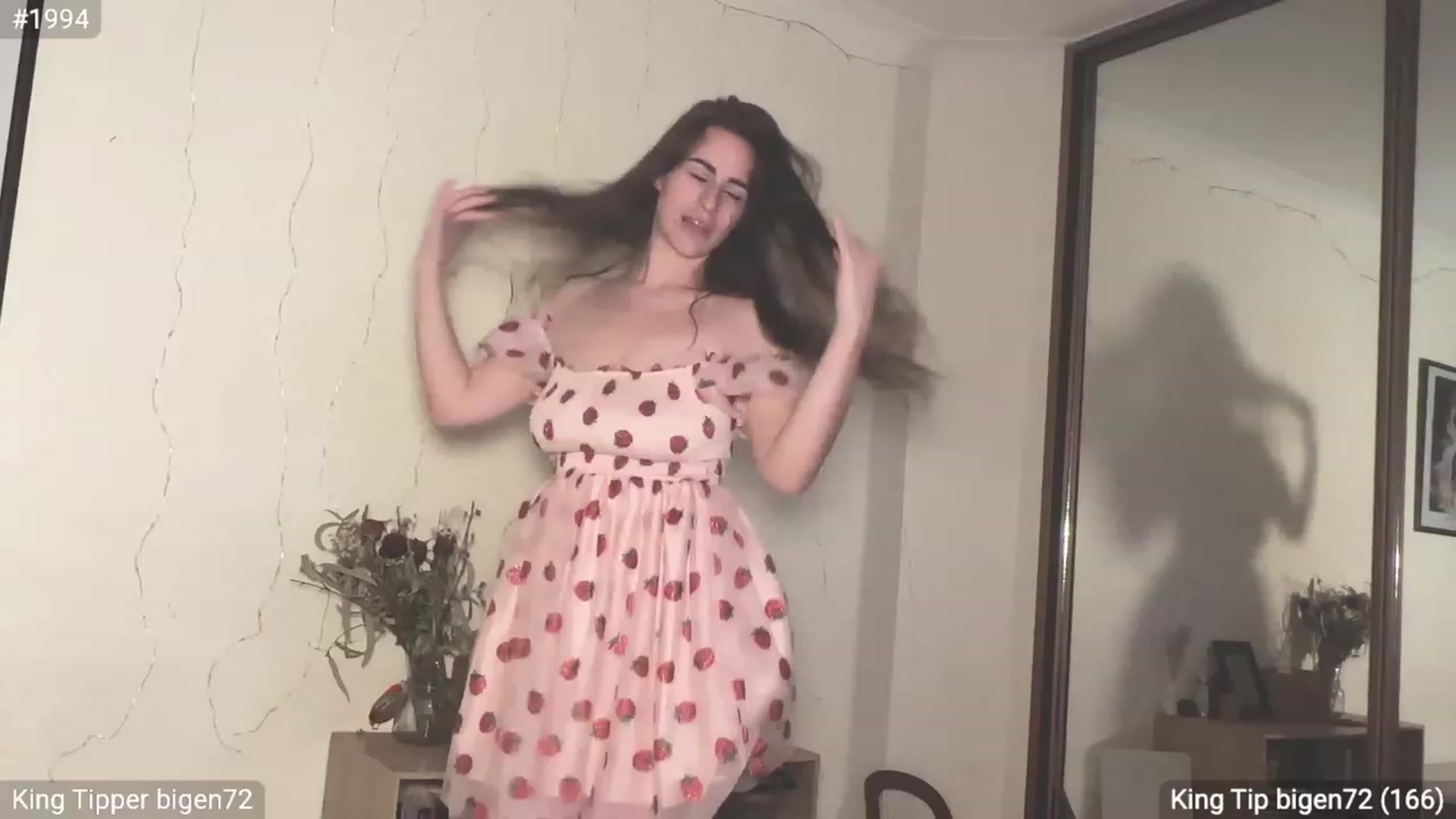 Gallery image thumbnail from EffyTudor's myfreecams stream on, 11/28/2023, 05:49 image 1 of 20