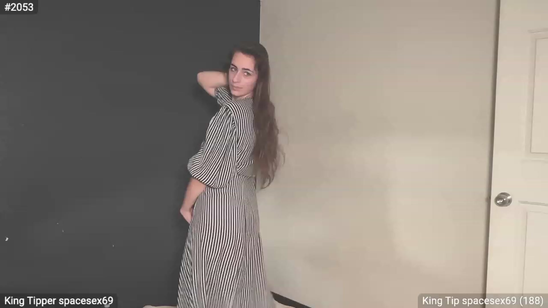 Gallery image thumbnail from EffyTudor's myfreecams stream on, 12/06/2023, 08:06 image 3 of 20