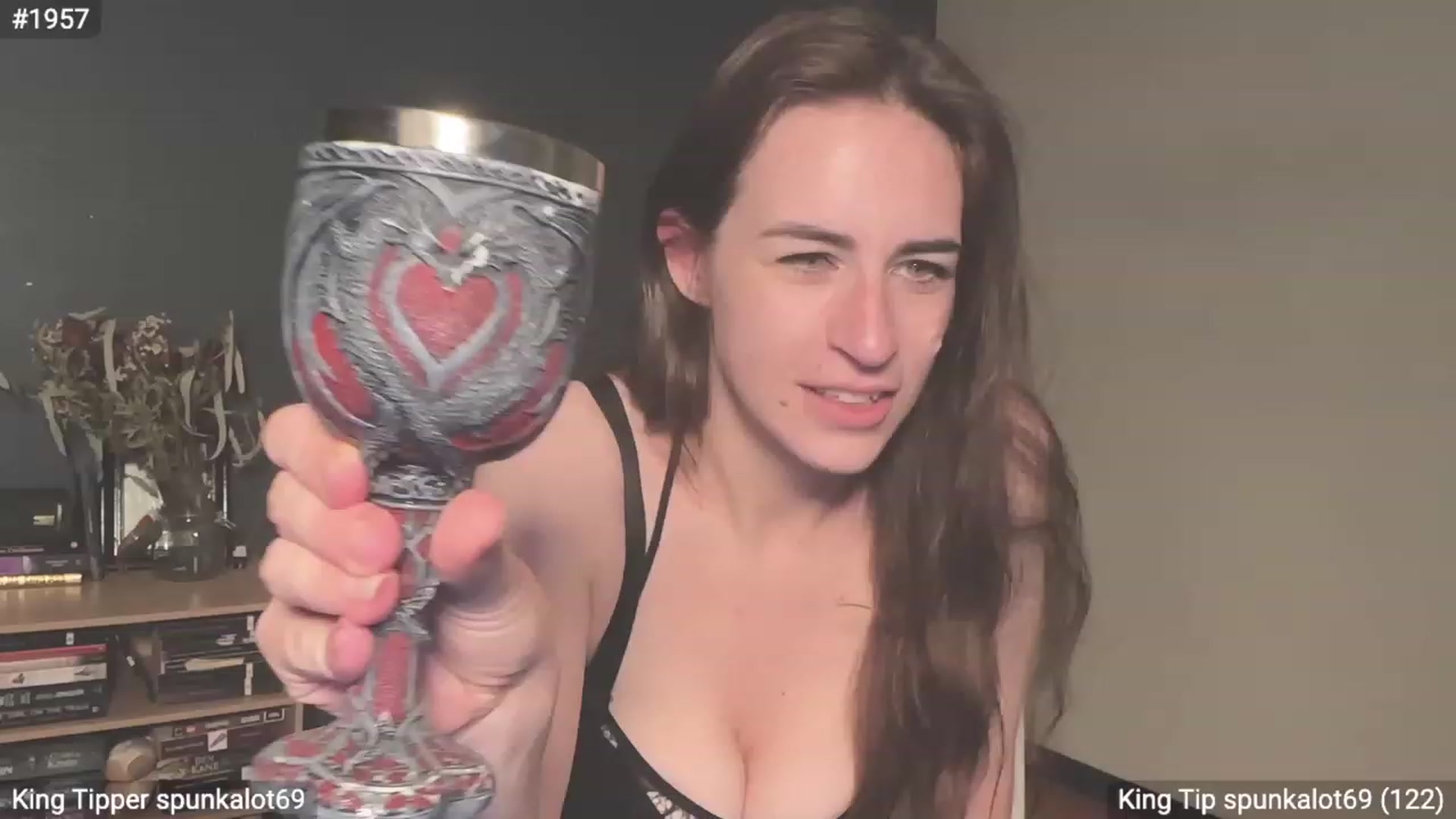 Gallery image thumbnail from EffyTudor's myfreecams stream on, 12/13/2023, 18:08 image 20 of 20