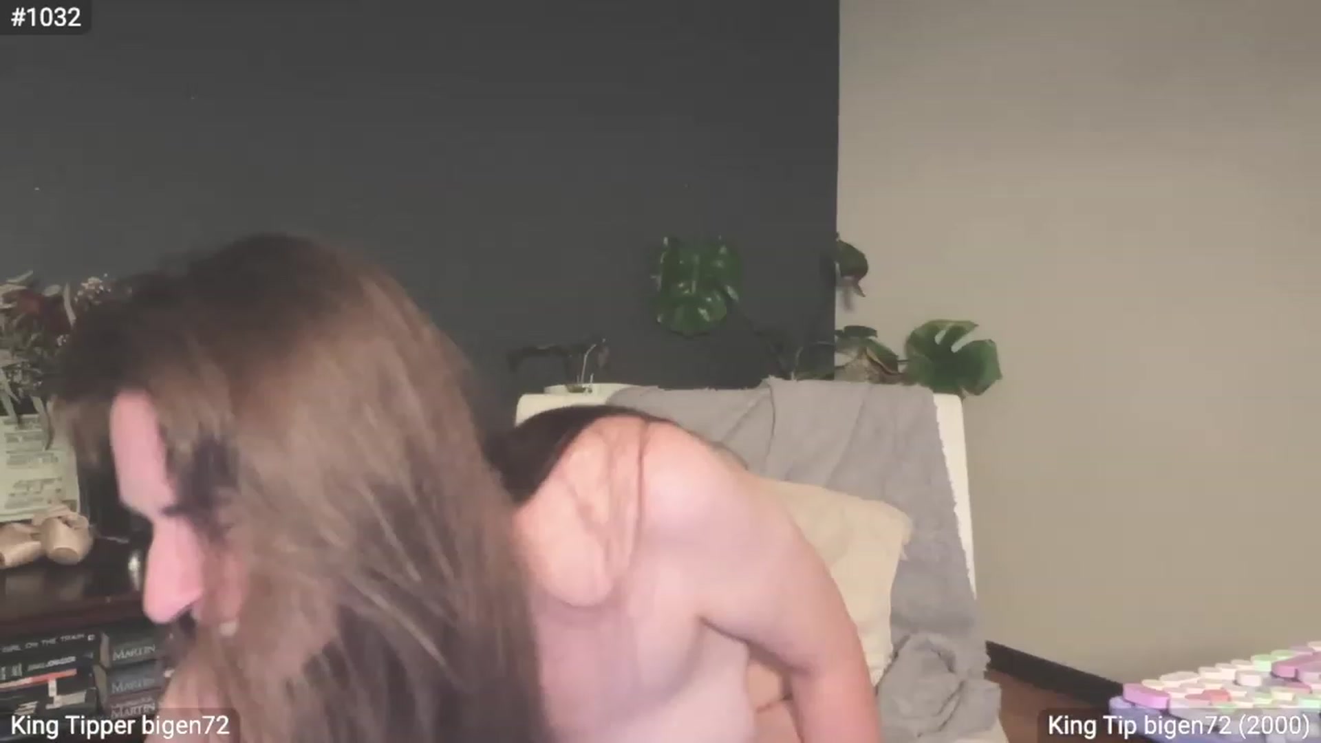 Gallery image thumbnail from EffyTudor's myfreecams stream on, 12/31/2023, 24:30 image 1 of 20