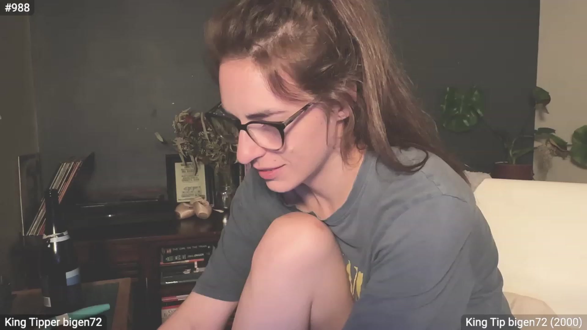 Gallery image thumbnail from EffyTudor's myfreecams stream on, 12/31/2023, 01:44 image 6 of 20