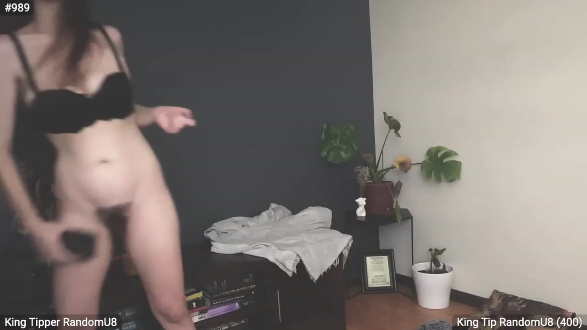 Gallery image thumbnail from EffyTudor's myfreecams stream on, 01/29/2024, 08:03 image 11 of 20