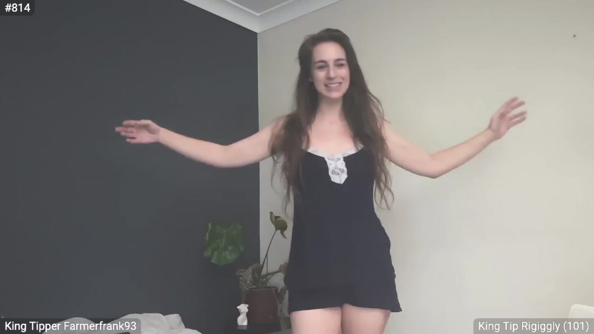 Gallery image thumbnail from EffyTudor's myfreecams stream on, 02/07/2024, 06:48 image 3 of 20