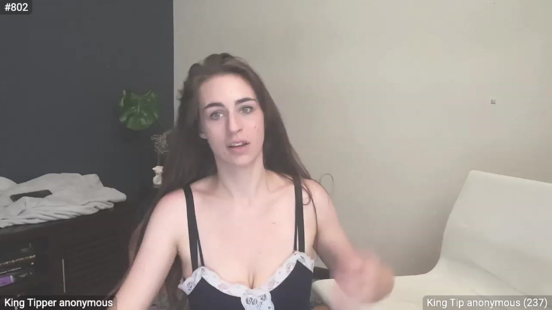 Gallery image thumbnail from EffyTudor's myfreecams stream on, 02/07/2024, 06:48 image 5 of 20
