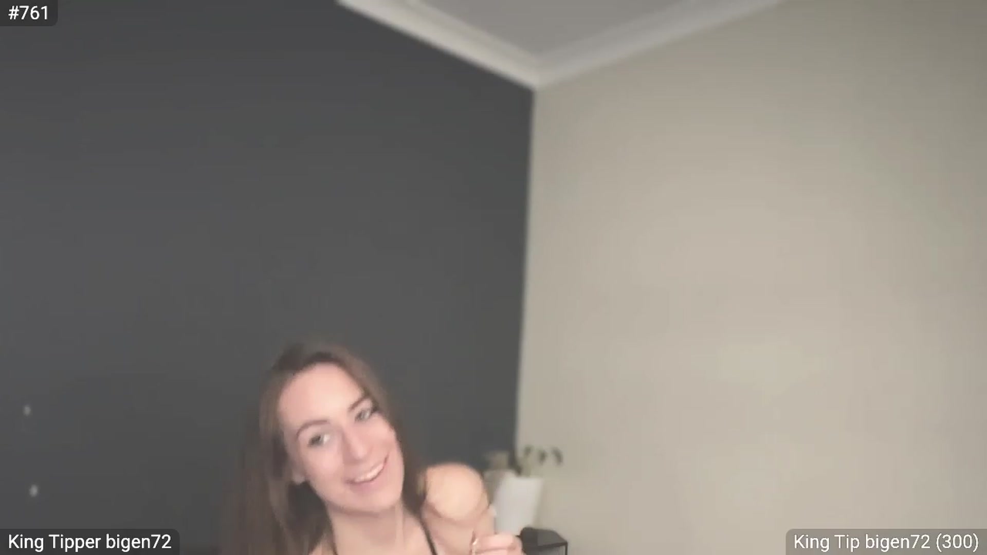 Gallery image thumbnail from EffyTudor's myfreecams stream on, 02/25/2024, 24:40 image 10 of 20