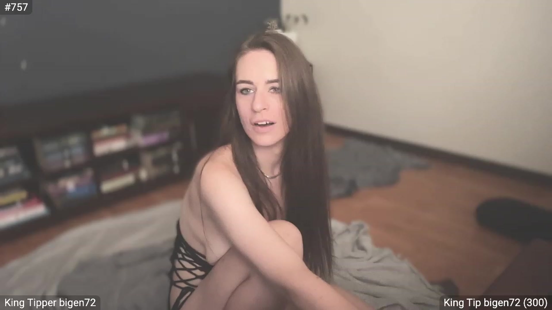 Gallery image thumbnail from EffyTudor's myfreecams stream on, 02/25/2024, 24:40 image 13 of 20