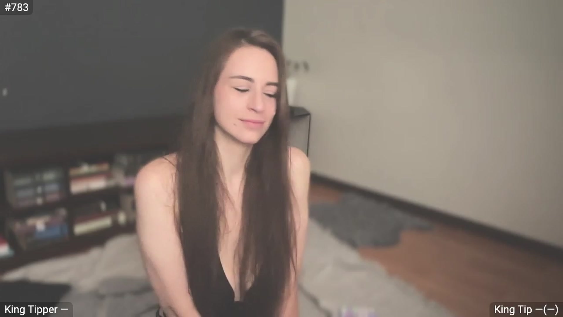 Gallery image thumbnail from EffyTudor's myfreecams stream on, 02/25/2024, 24:40 image 2 of 20