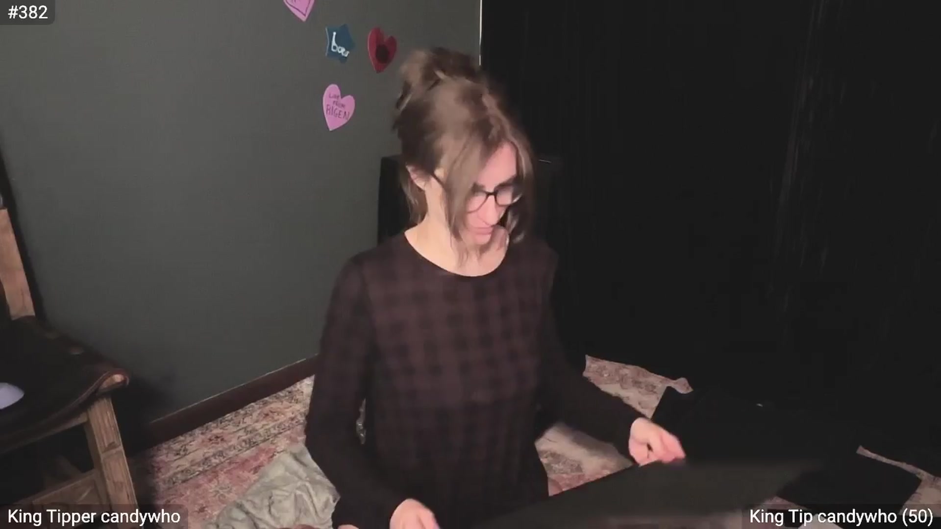 Gallery image thumbnail from EffyTudor's myfreecams stream on, 03/26/2024, 05:18 image 10 of 20