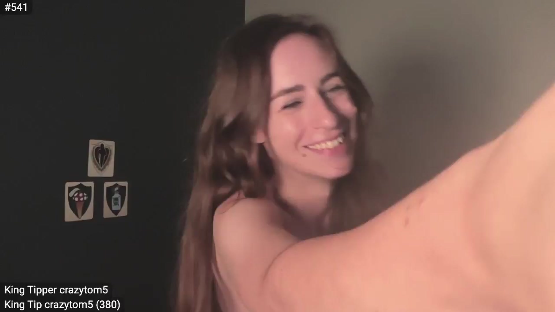 Gallery image thumbnail from EffyTudor's myfreecams stream on, 04/08/2024, 07:01 image 3 of 20