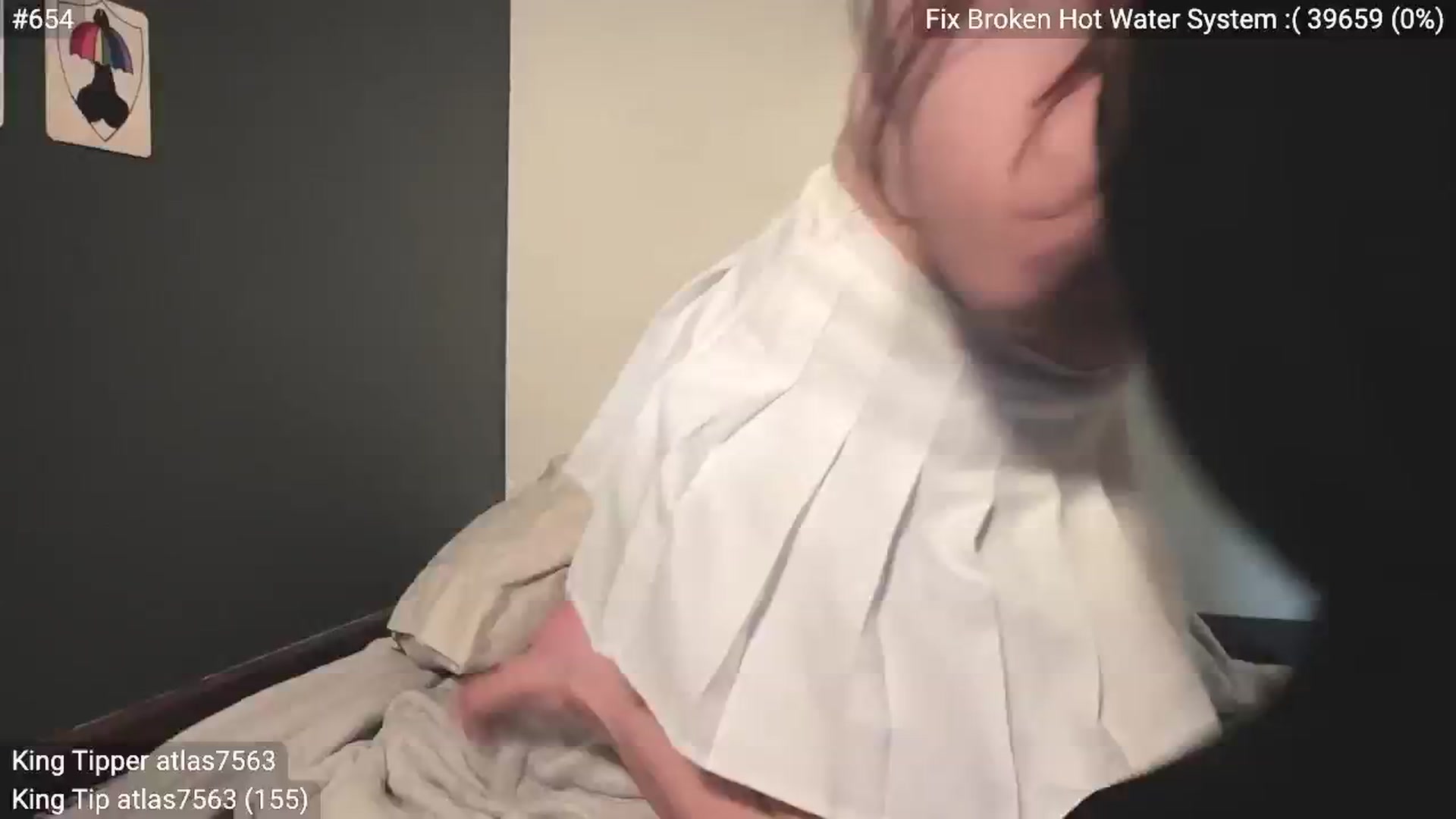 Gallery image thumbnail from EffyTudor's myfreecams stream on, 04/29/2024, 06:33 image 7 of 20