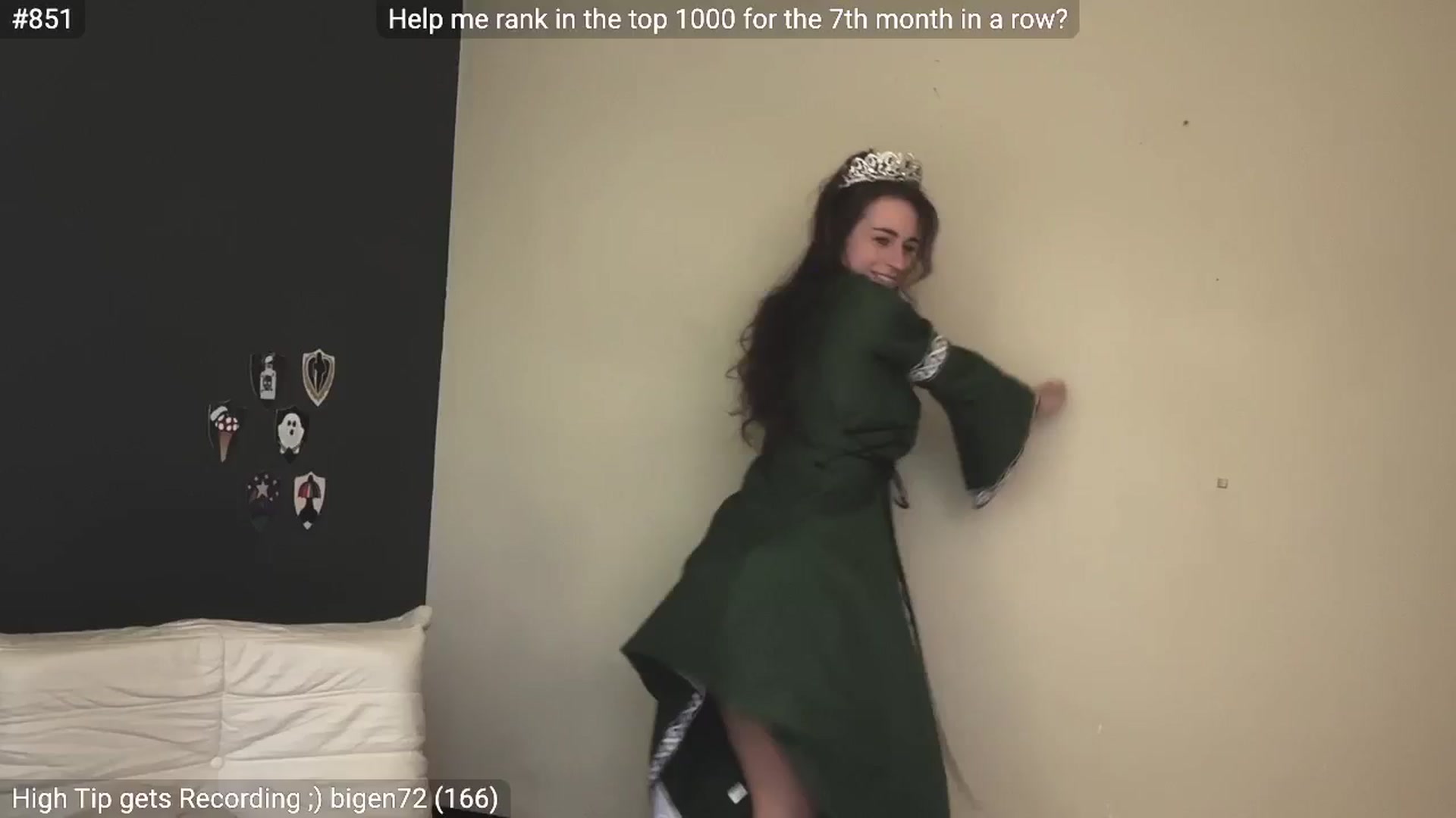 Gallery image thumbnail from EffyTudor's myfreecams stream on, 06/17/2024, 05:08 image 4 of 20