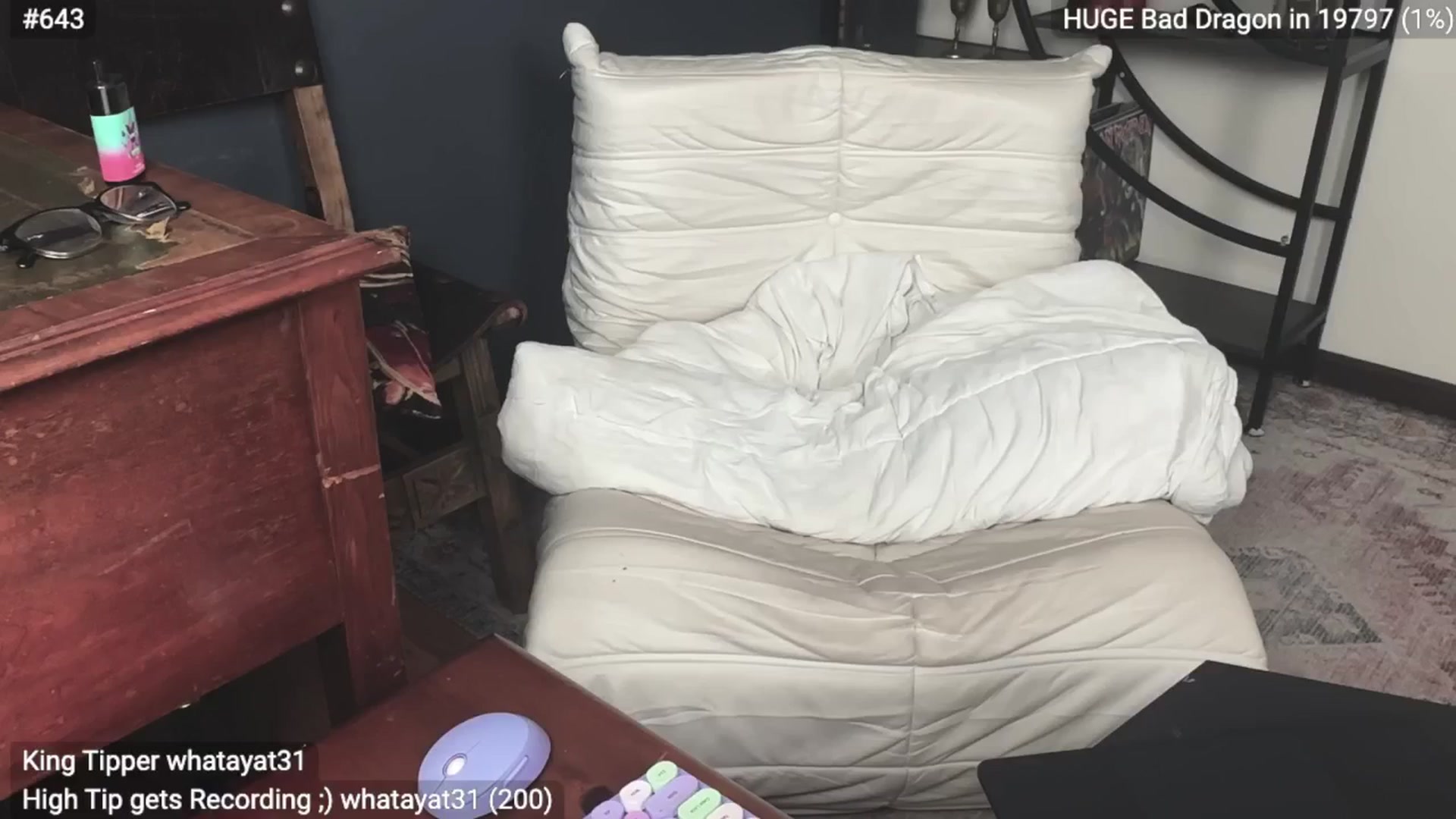 Gallery image thumbnail from EffyTudor's myfreecams stream on, 07/29/2024, 08:46 image 3 of 20