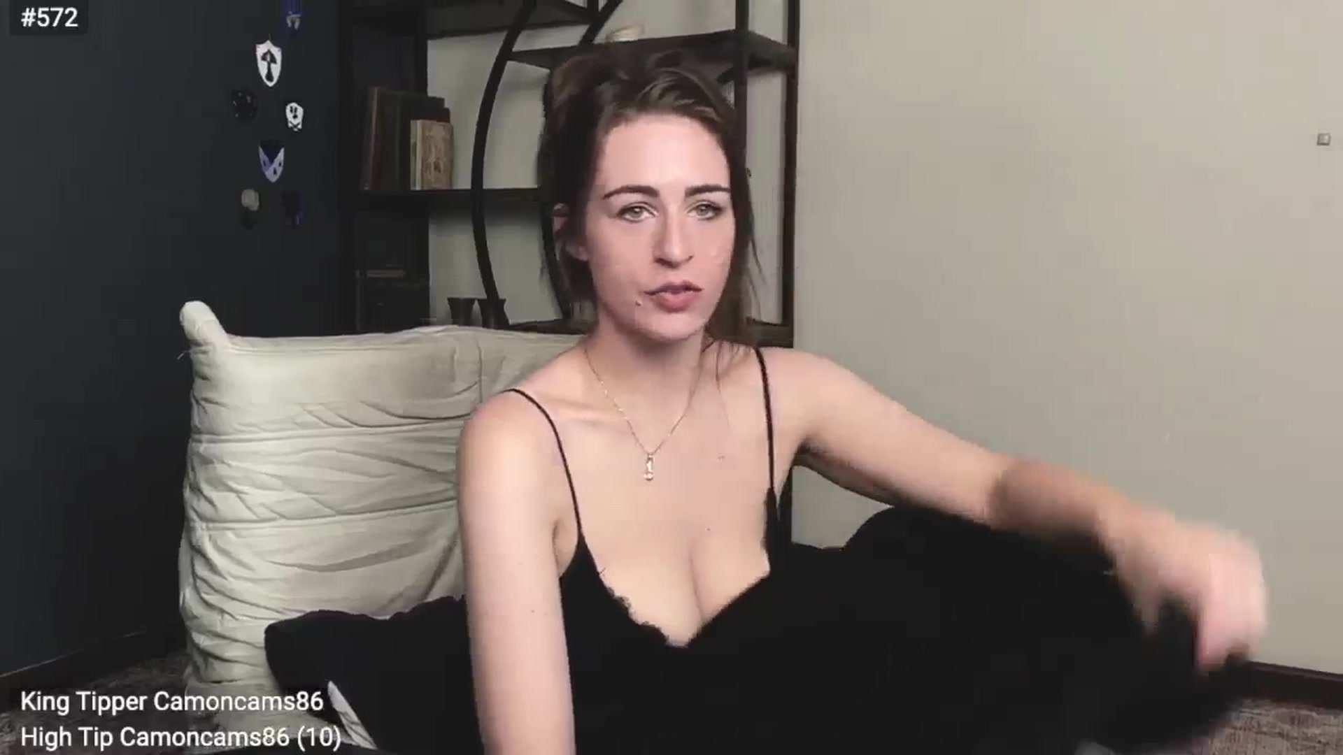 Gallery image thumbnail from EffyTudor's myfreecams stream on, 08/15/2024, 04:30 image 13 of 20