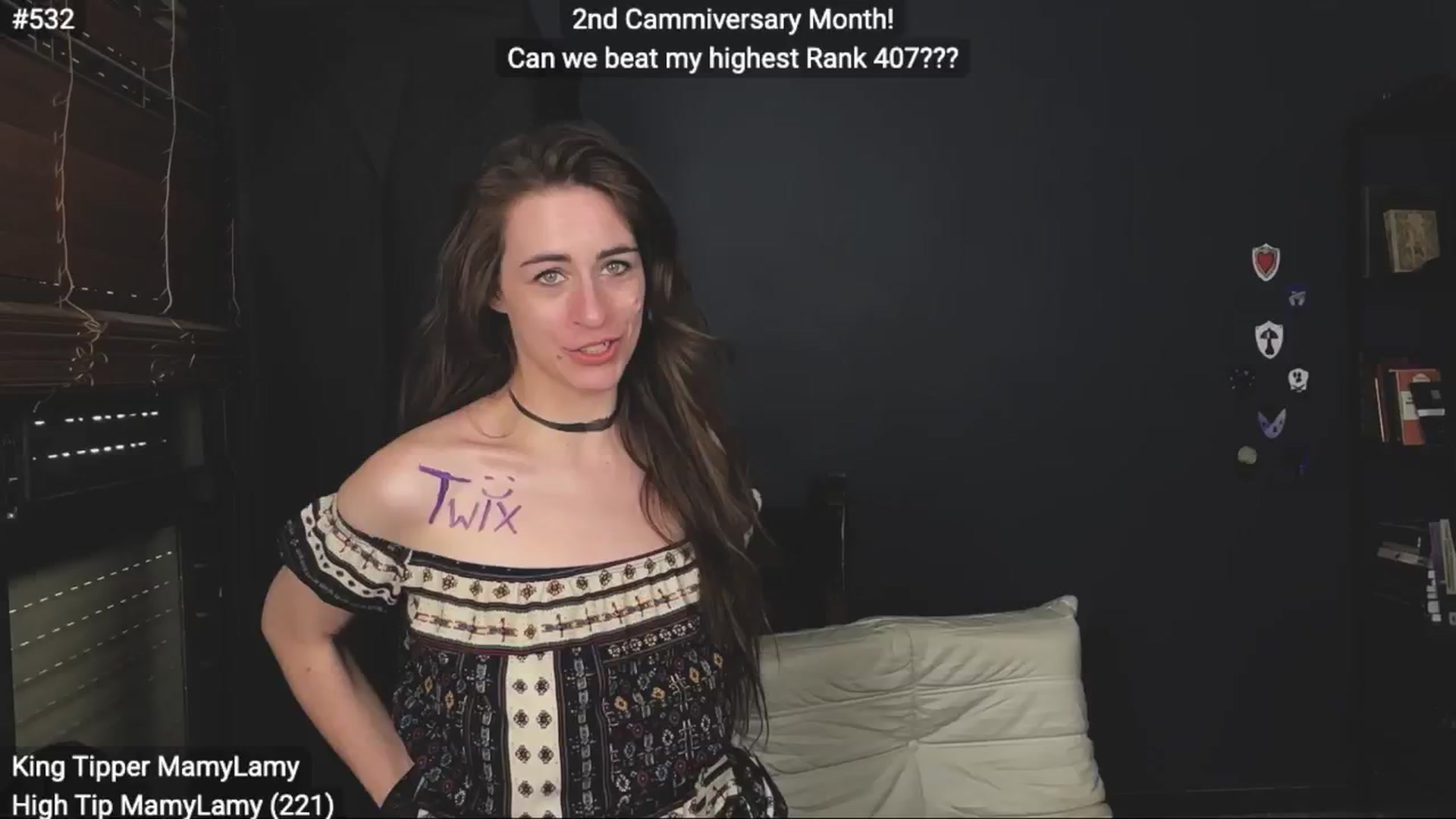 Gallery image thumbnail from EffyTudor's myfreecams stream on, 09/25/2024, 06:59 image 16 of 20