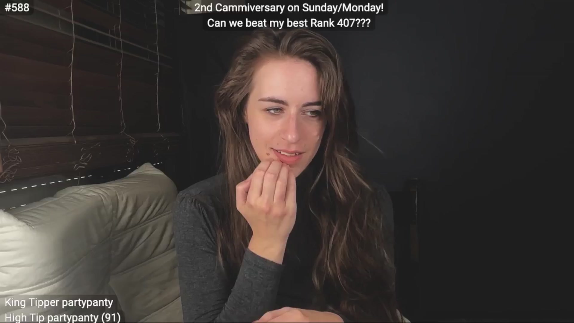 Gallery image thumbnail from EffyTudor's myfreecams stream on, 09/27/2024, 06:15 image 17 of 20