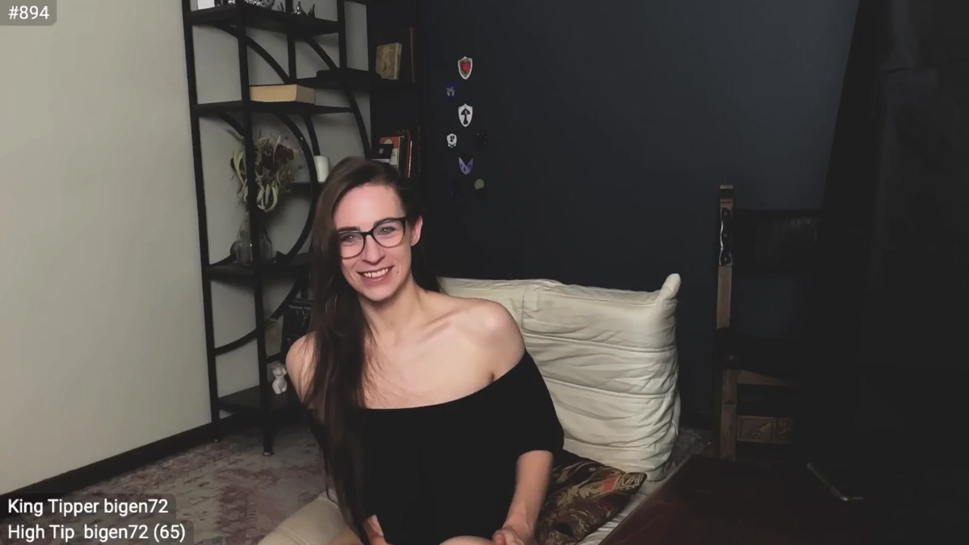 Gallery image thumbnail from EffyTudor's myfreecams stream on, 10/08/2024, 04:02 image 3 of 20