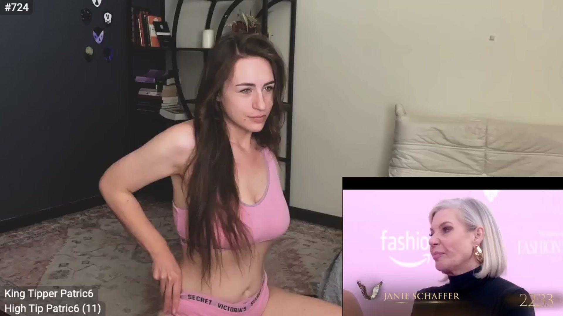 Gallery image thumbnail from EffyTudor's myfreecams stream on, 10/17/2024, 04:38 image 3 of 20