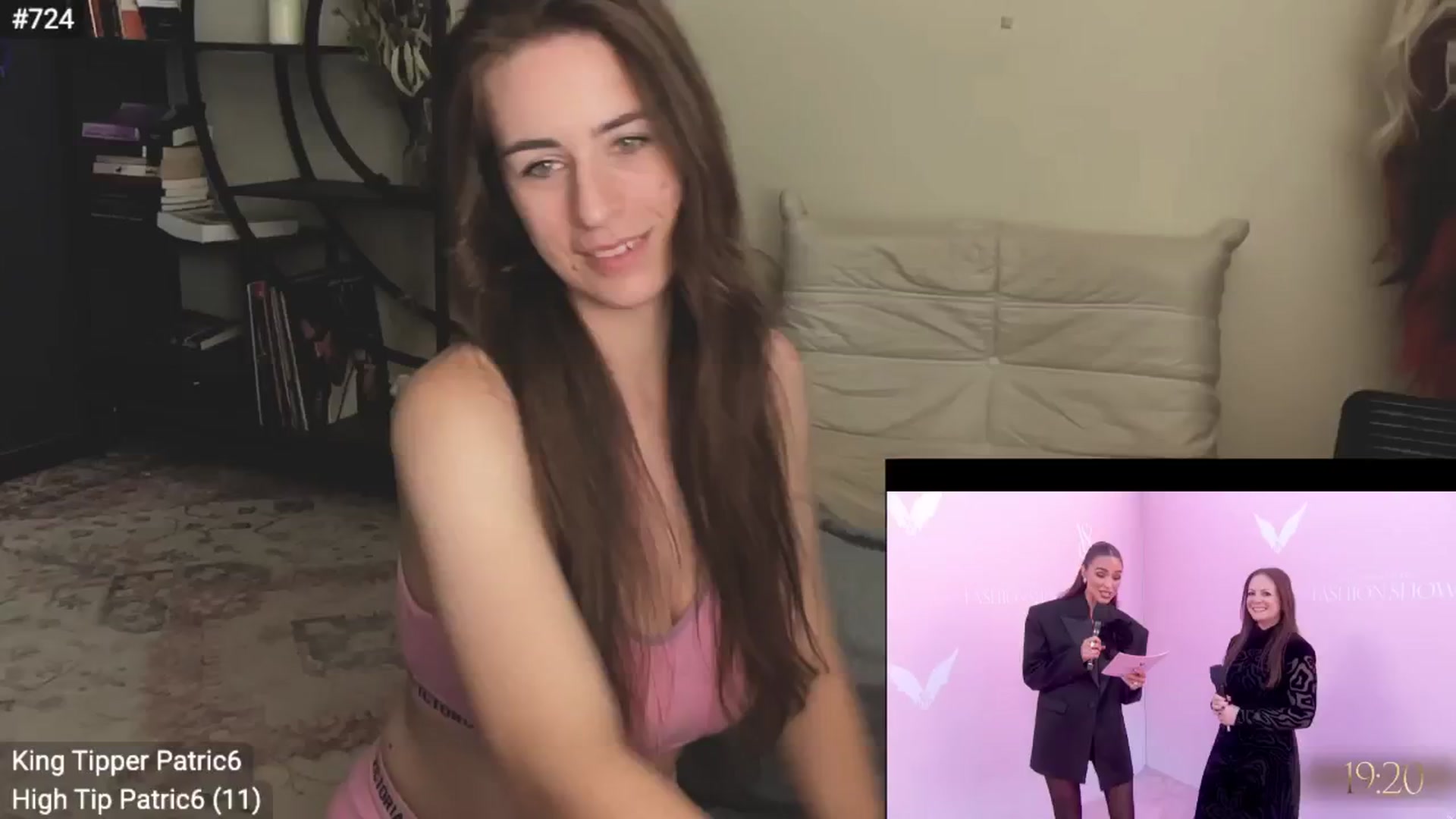 Gallery image thumbnail from EffyTudor's myfreecams stream on, 10/17/2024, 04:38 image 4 of 20