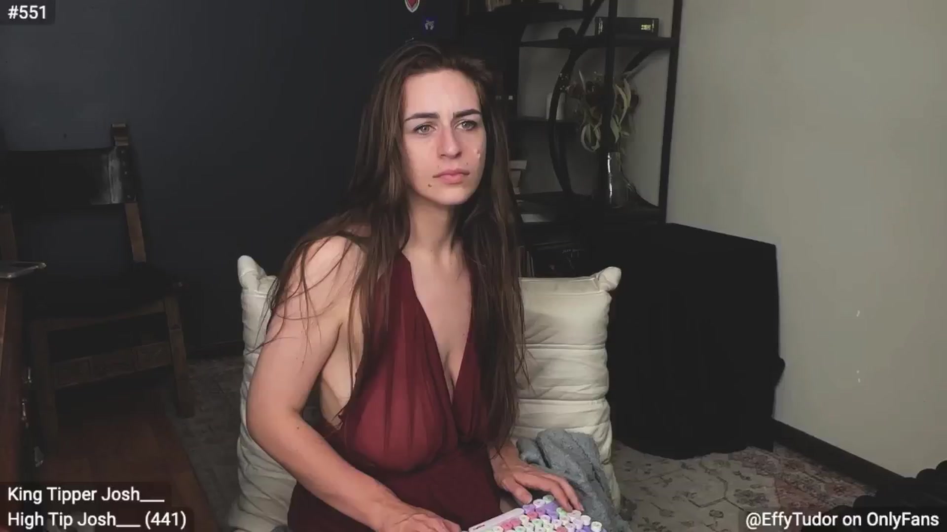 Gallery image thumbnail from EffyTudor's myfreecams stream on, 10/22/2024, 08:19 image 18 of 20
