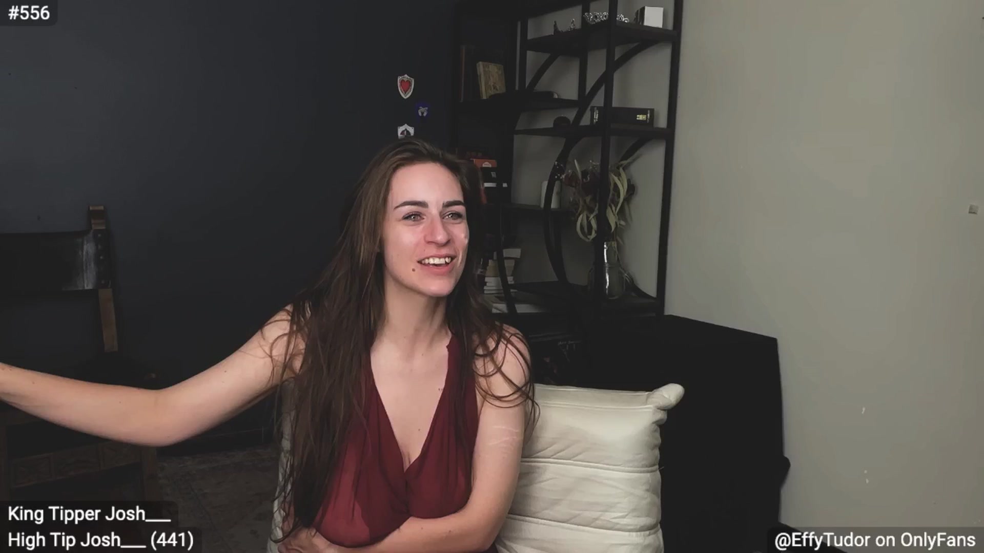 Gallery image thumbnail from EffyTudor's myfreecams stream on, 10/22/2024, 08:19 image 14 of 20