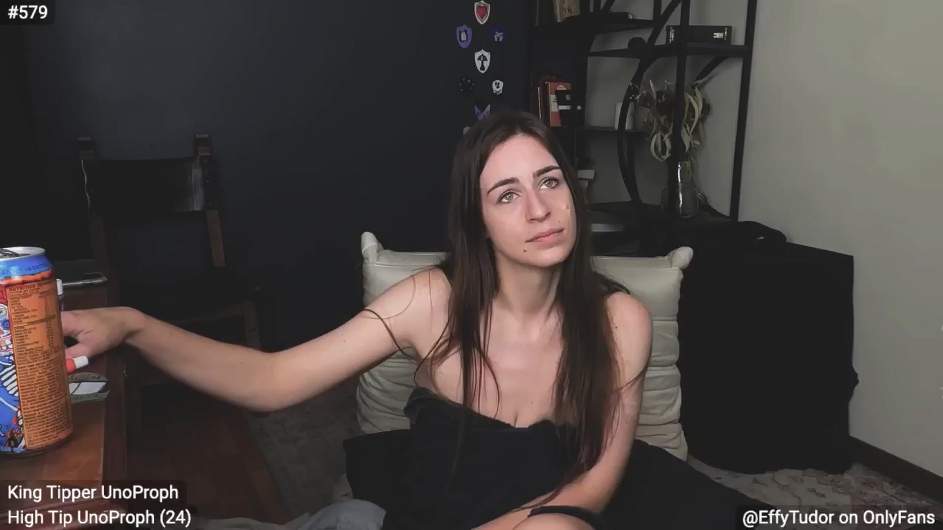 Gallery image thumbnail from EffyTudor's myfreecams stream on, 10/23/2024, 06:44 image 20 of 20