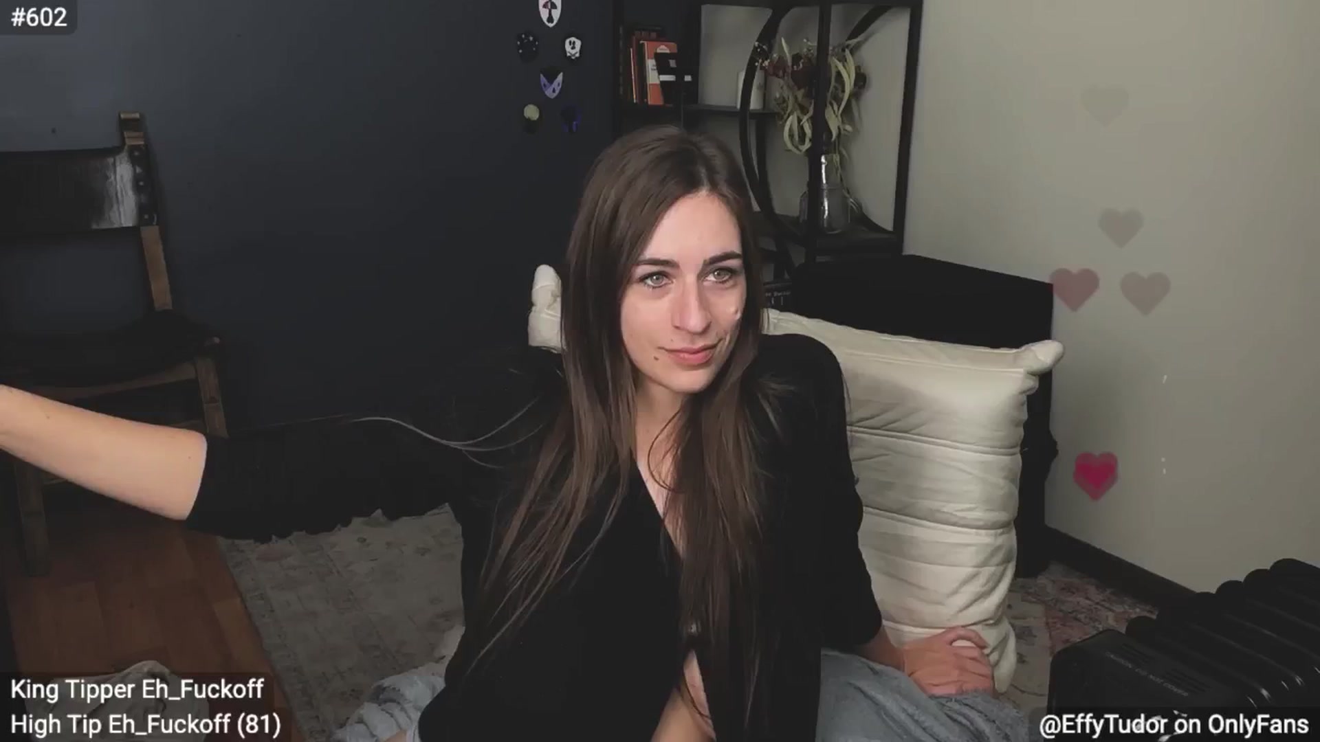 Gallery image thumbnail from EffyTudor's myfreecams stream on, 10/24/2024, 05:49 image 18 of 20