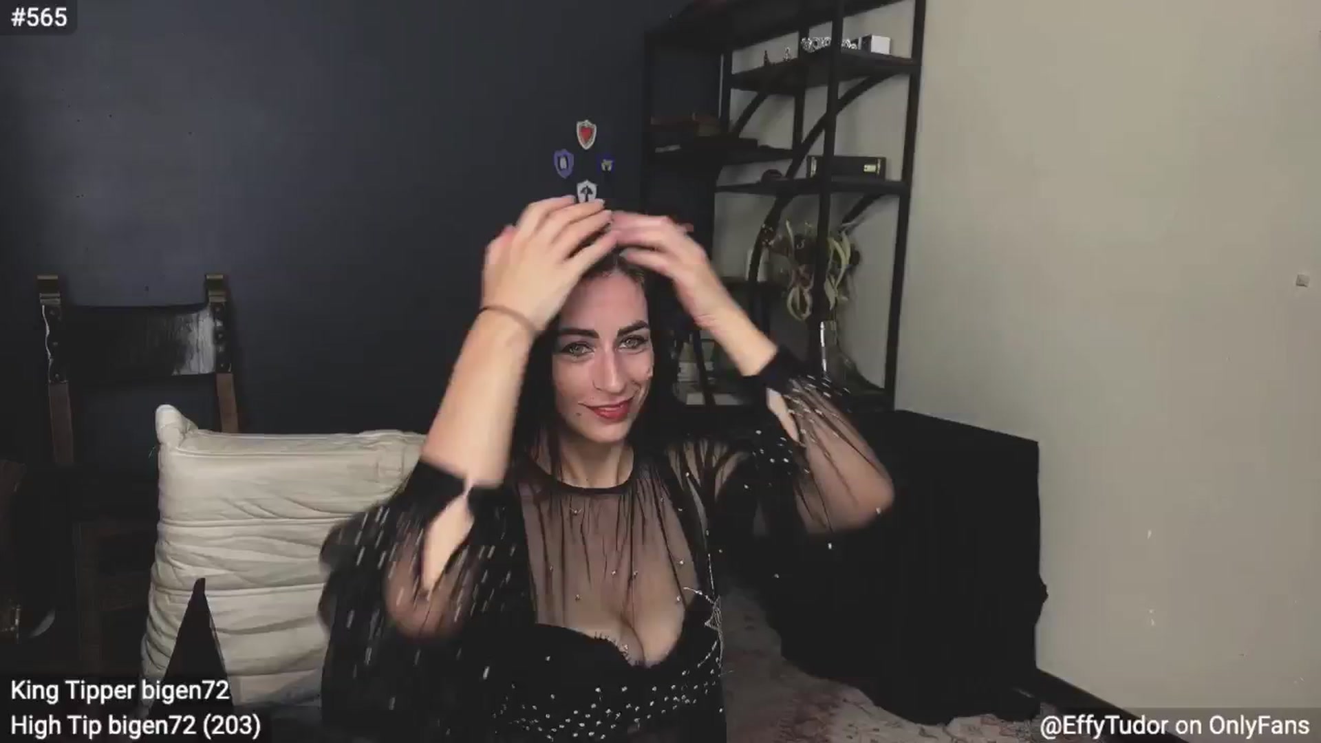 Gallery image thumbnail from EffyTudor's myfreecams stream on, 10/25/2024, 05:45 image 4 of 20