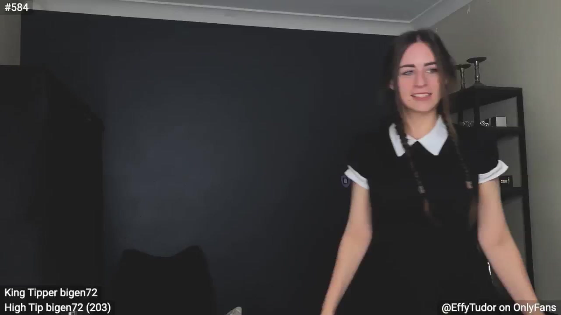 Gallery image thumbnail from EffyTudor's myfreecams stream on, 10/28/2024, 06:29 image 5 of 20