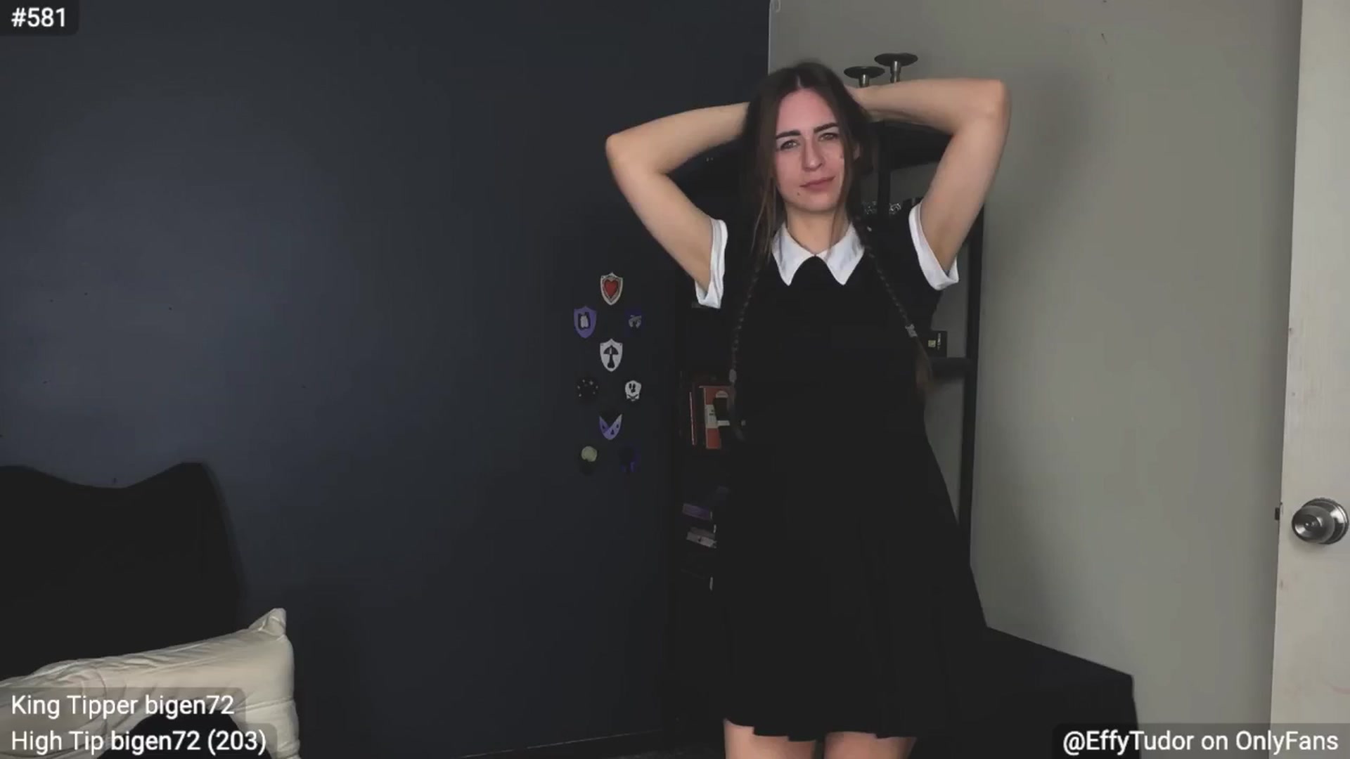 Gallery image thumbnail from EffyTudor's myfreecams stream on, 10/28/2024, 06:29 image 7 of 20