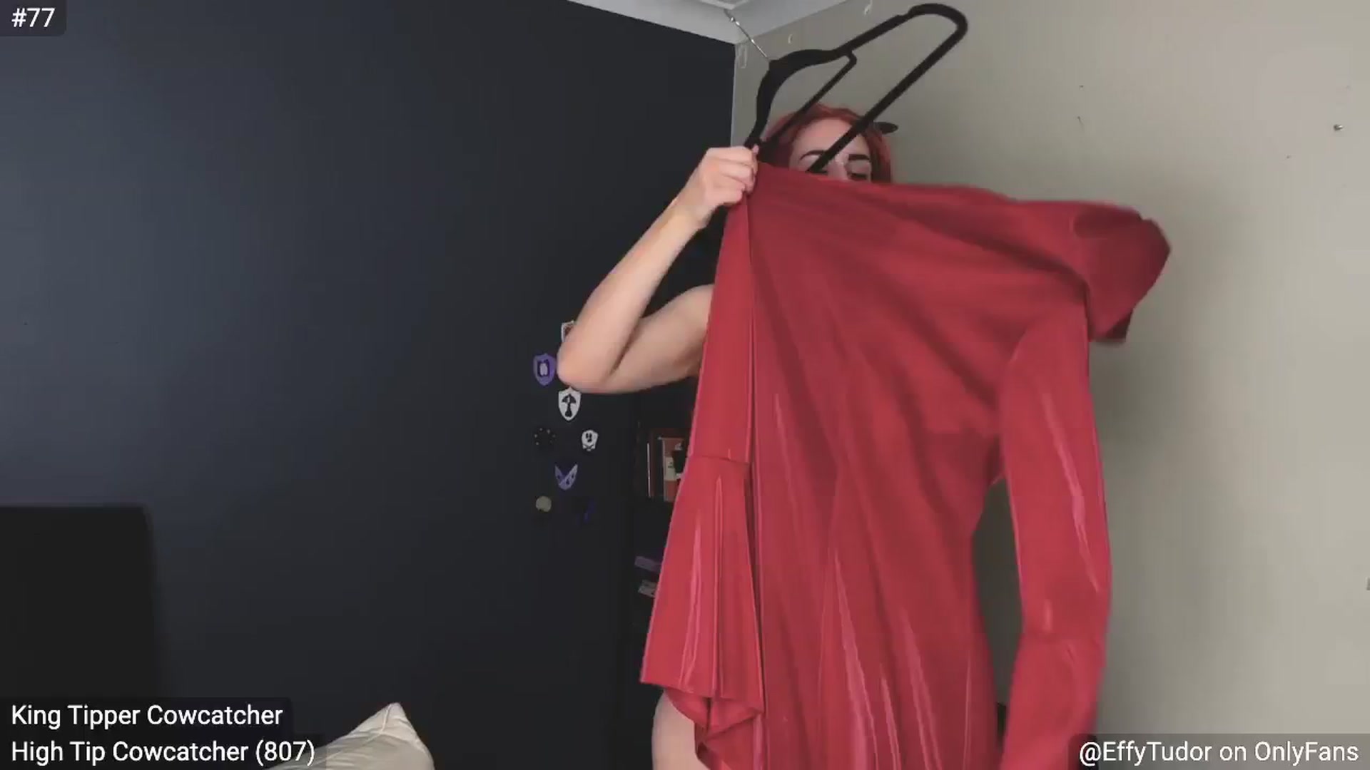 Gallery image thumbnail from EffyTudor's myfreecams stream on, 11/01/2024, 08:55 image 17 of 20