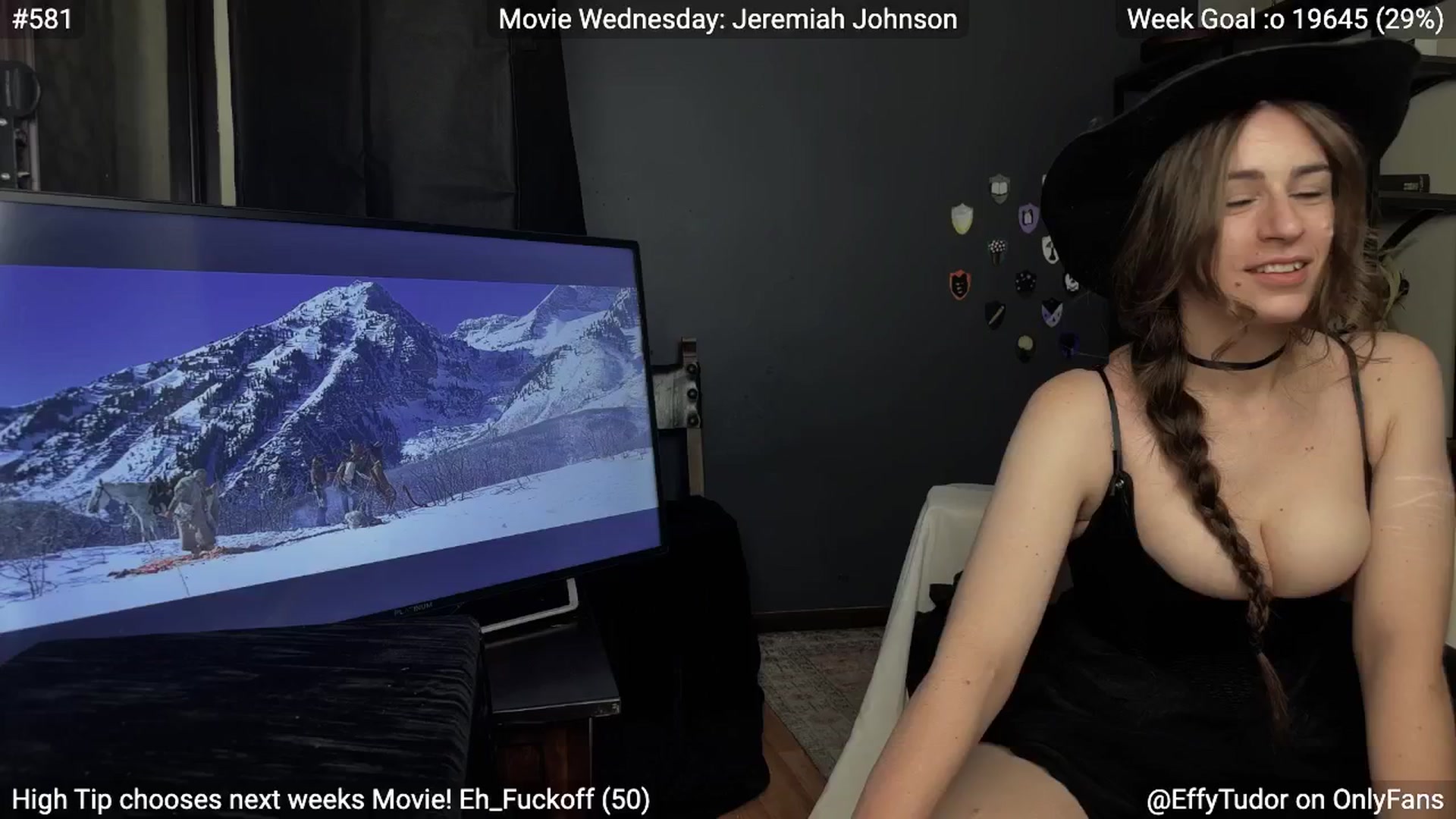 Gallery image thumbnail from EffyTudor's myfreecams stream on, 11/13/2024, 07:04 image 6 of 20