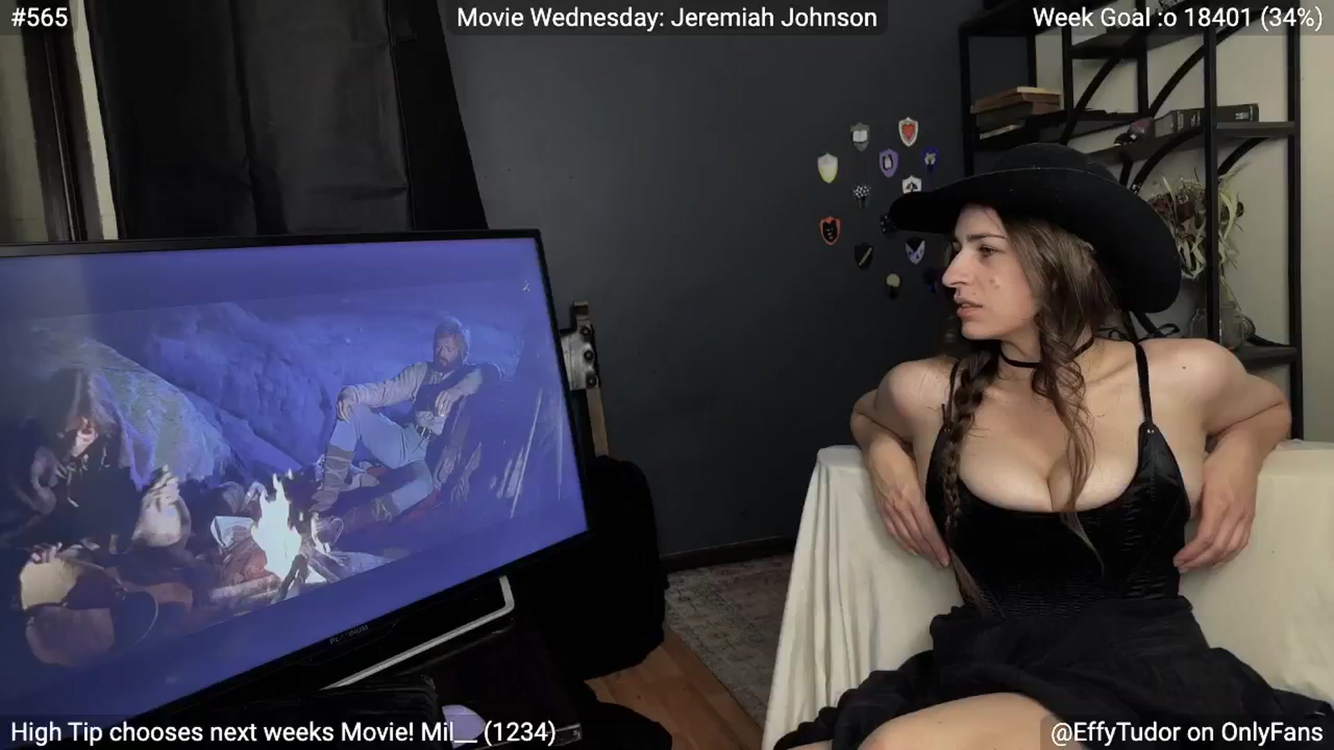 Gallery image thumbnail from EffyTudor's myfreecams stream on, 11/13/2024, 07:04 image 11 of 20